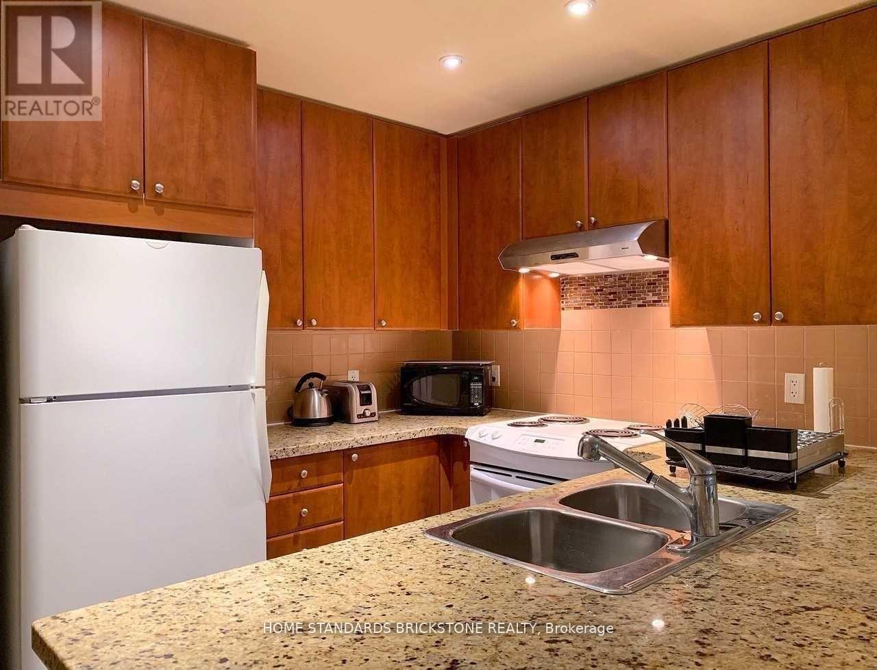 908 - 85 Bloor Street E, Toronto, Ontario M4W 3Y1 - Photo 3 - C13545790