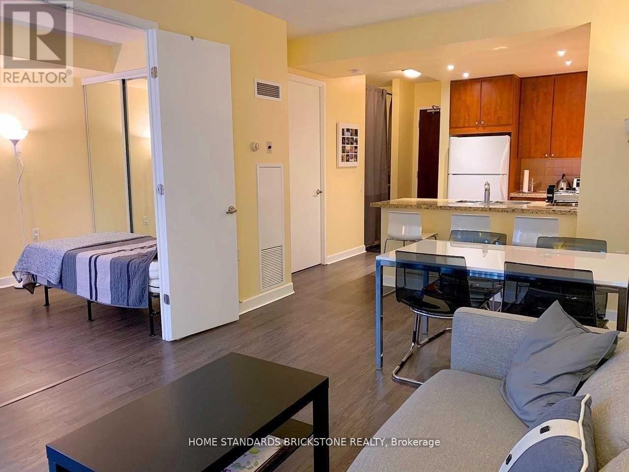 908 - 85 Bloor Street E, Toronto, Ontario M4W 3Y1 - Photo 4 - C13545790