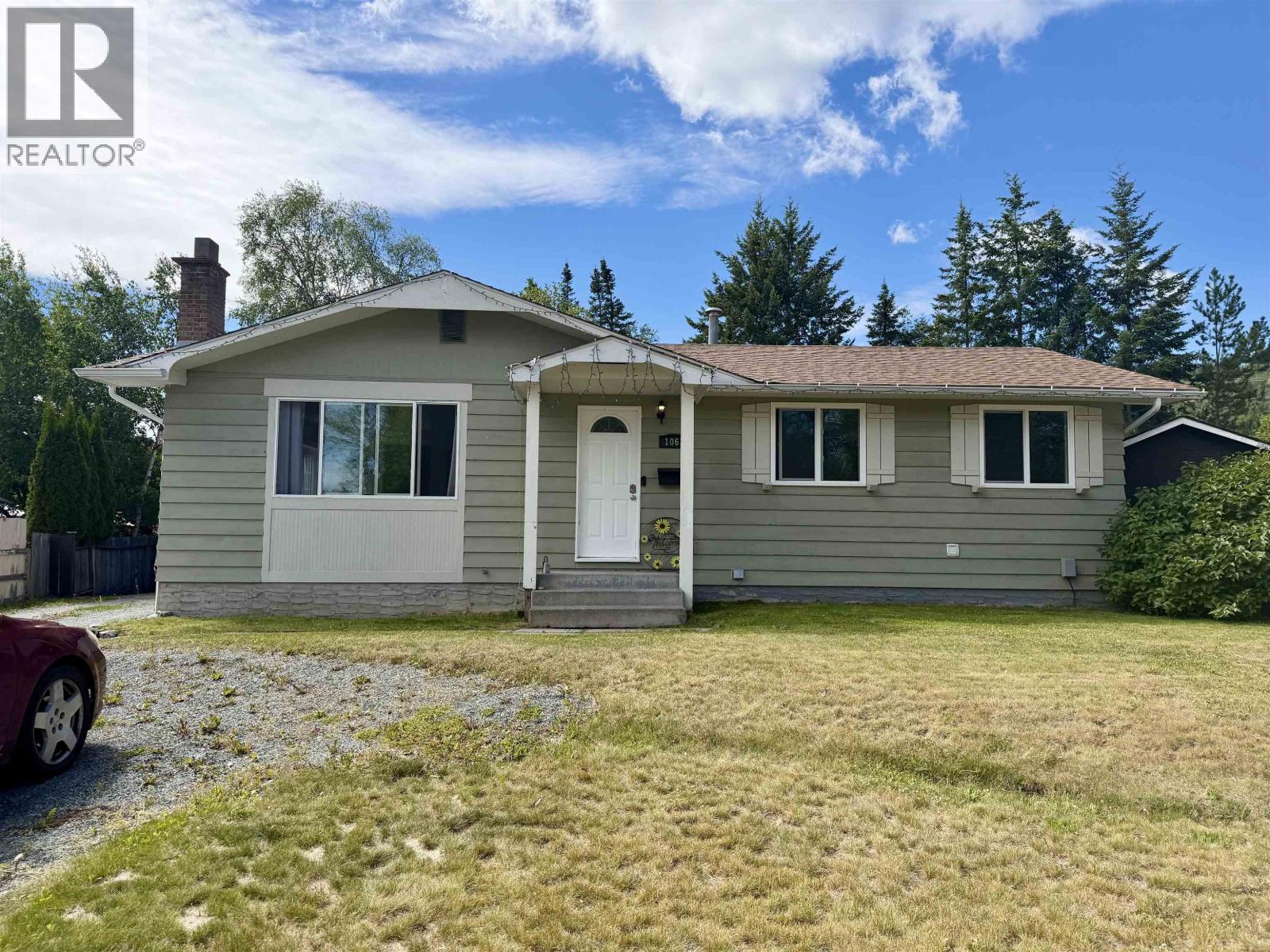 1063 NELSON CRESCENT