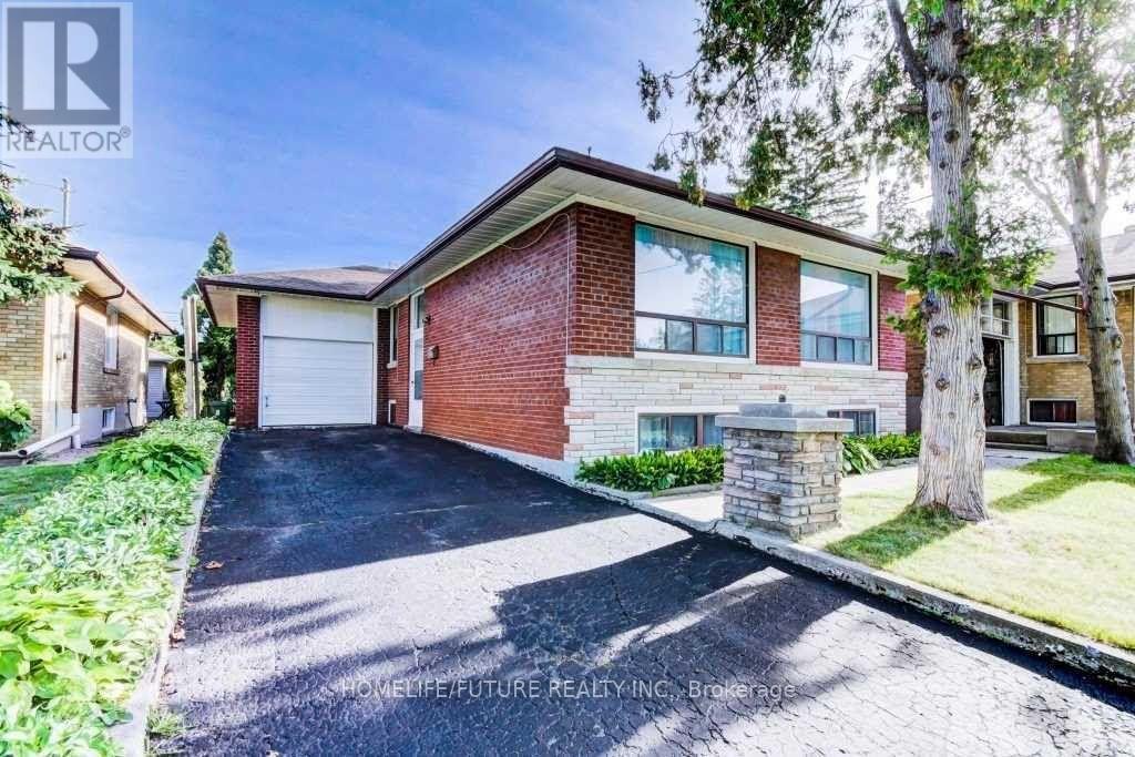 BSMT - 27 KELLS AVENUE, Toronto, Ontario