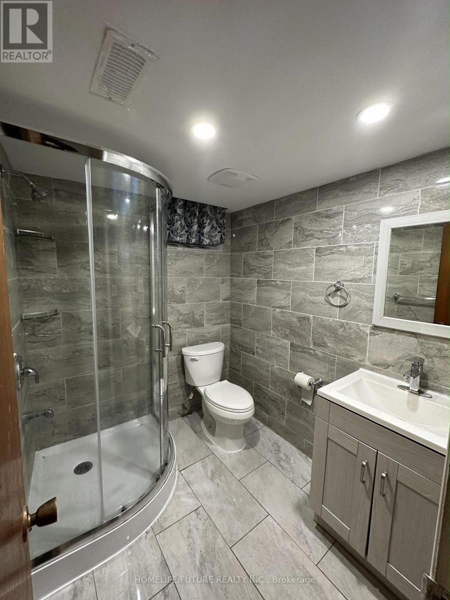 Bsmt - 27 Kells Avenue, Toronto, Ontario M1K 4W6 - Photo 11 - E13545714