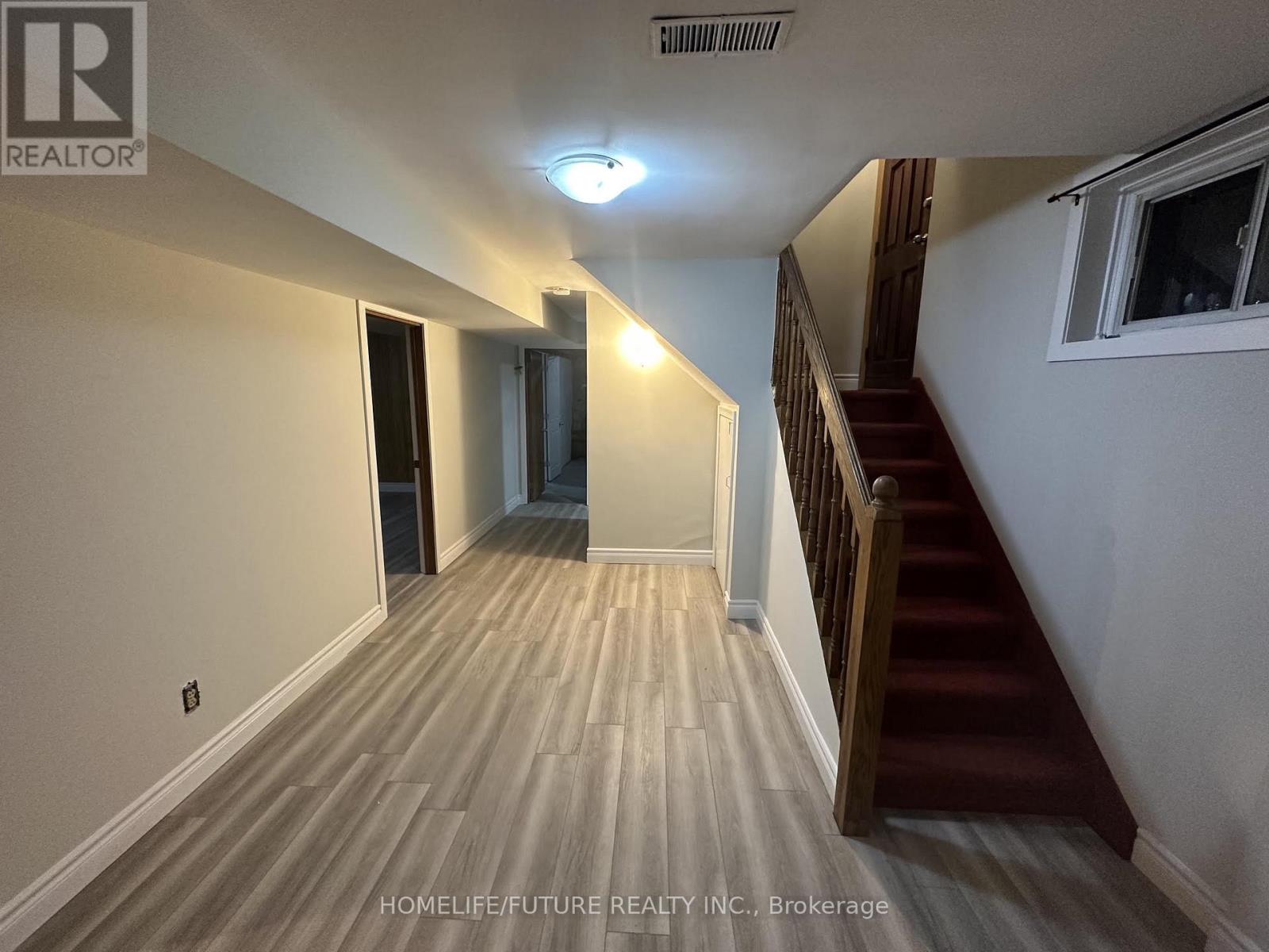 Bsmt - 27 Kells Avenue, Toronto, Ontario M1K 4W6 - Photo 6 - E13545714