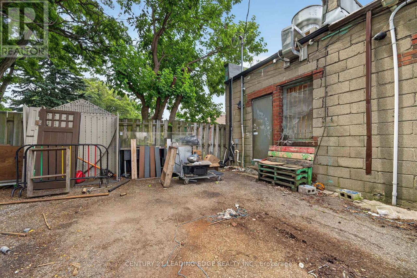 741 Pharmacy Avenue, Toronto, Ontario  M1L 3J4 - Photo 45 - E13545756