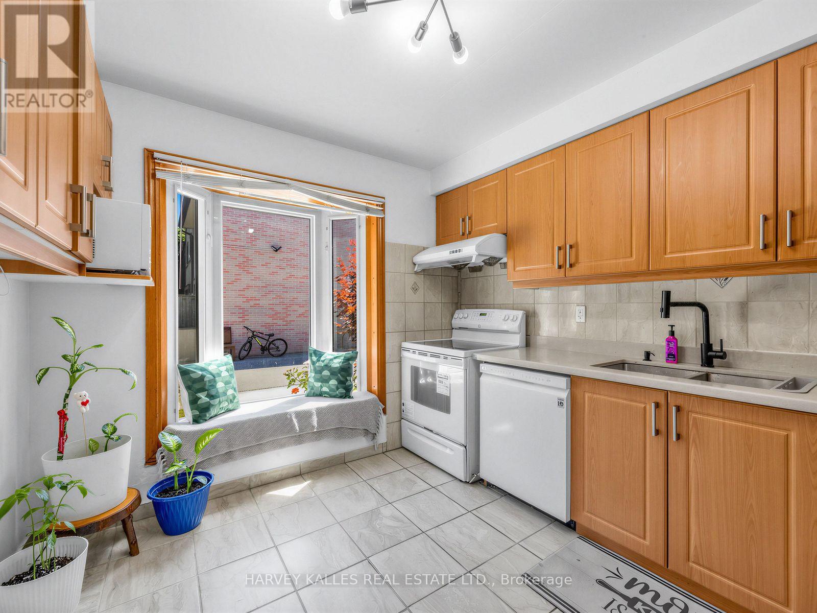 116 - 21 Livonia Place, Toronto, Ontario  M1E 4W5 - Photo 12 - E13545820