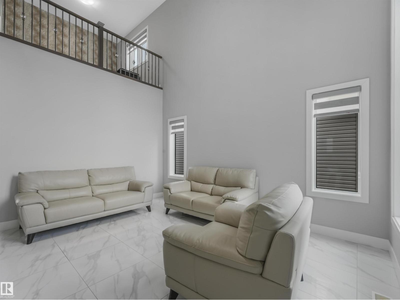2412 14 Av NW, Edmonton, Alberta  T6T 2J8 - Photo 8 - E4497987