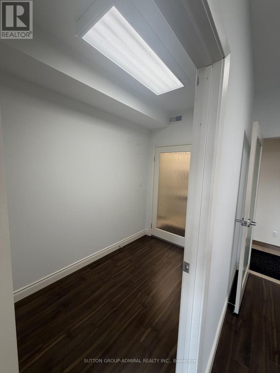 1206 Centre Street, Vaughan, Ontario L4J 3M9 - Photo 5 - N13545752