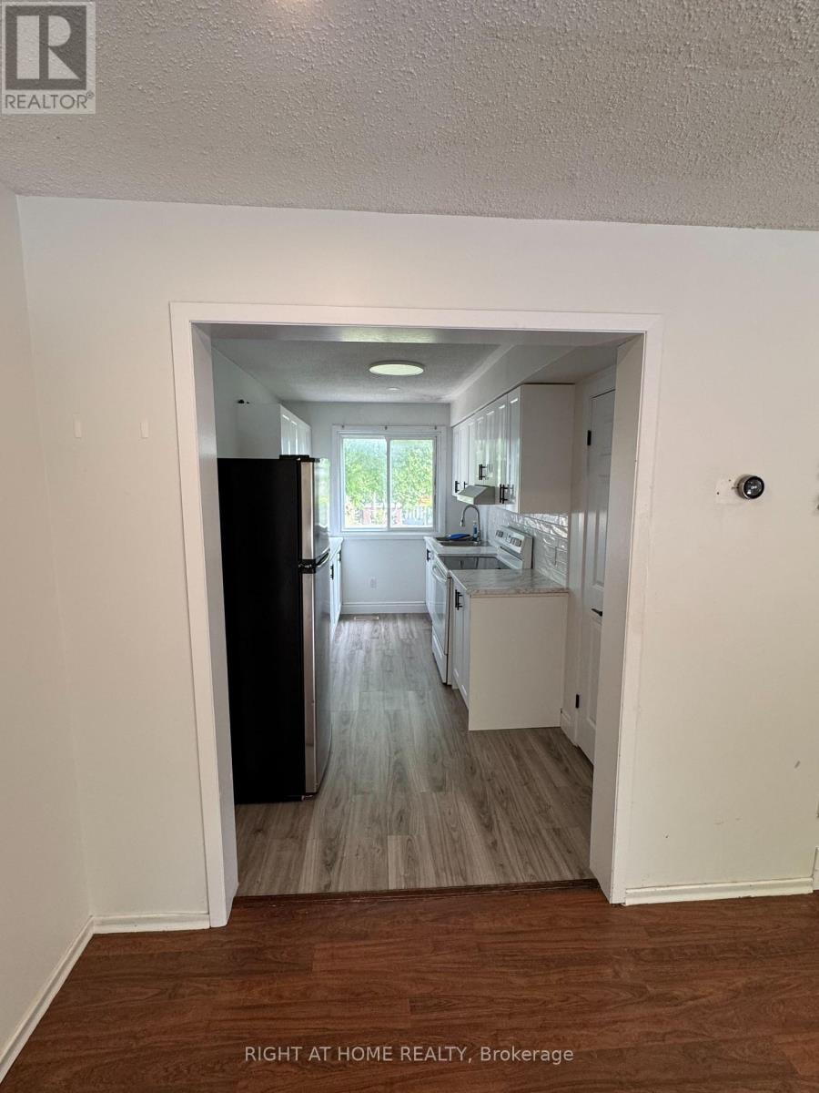168 Golfdale Crescent, London South, Ontario N6C 5X4 - Photo 7 - X13539356