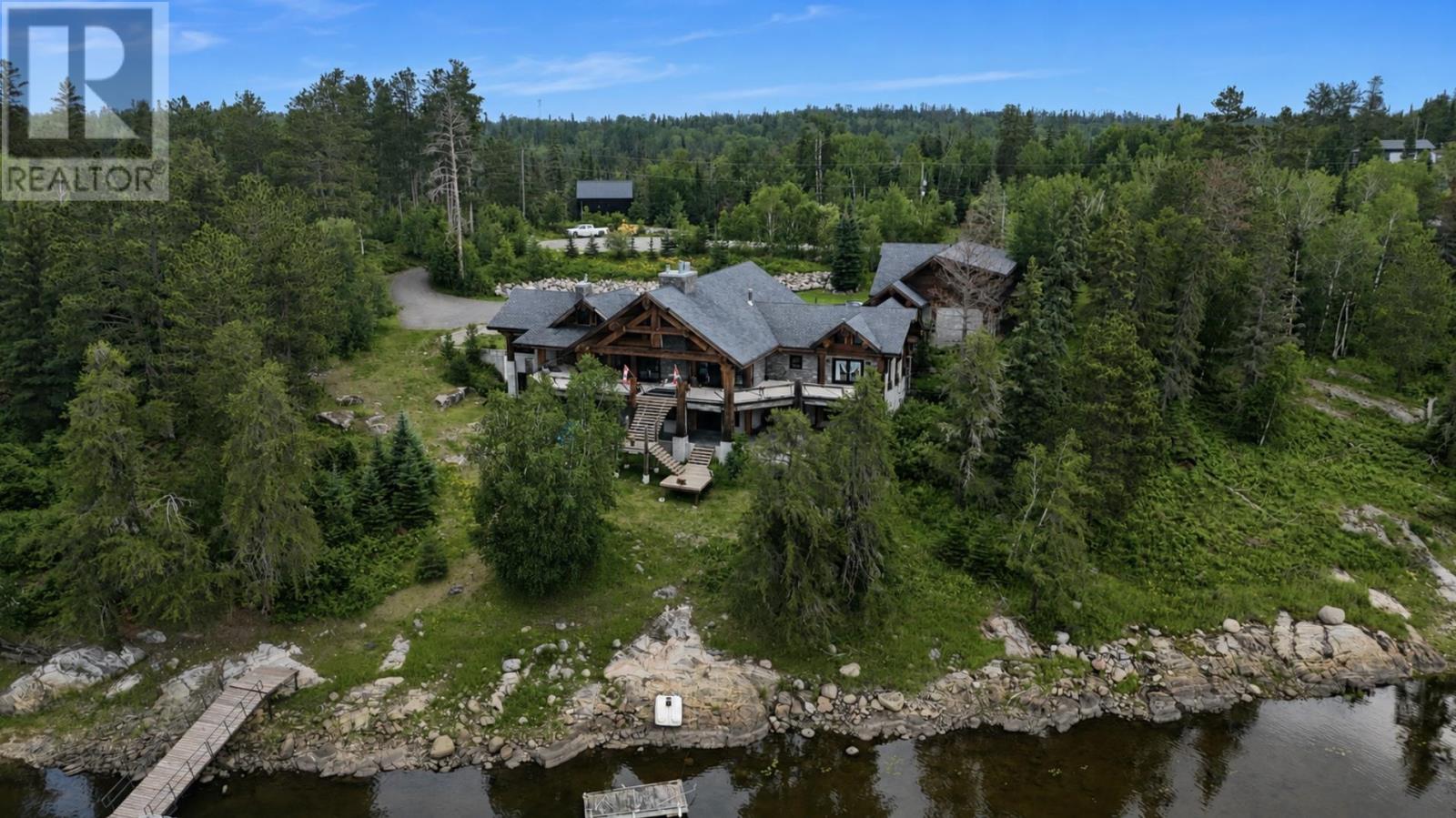 76 MIDDLE LAKE/WINNIPEG RIVER, KENORA, Ontario
