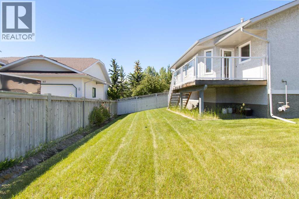 18 West Park Place, Cochrane, Alberta  T4C 1J7 - Photo 36 - A2326015