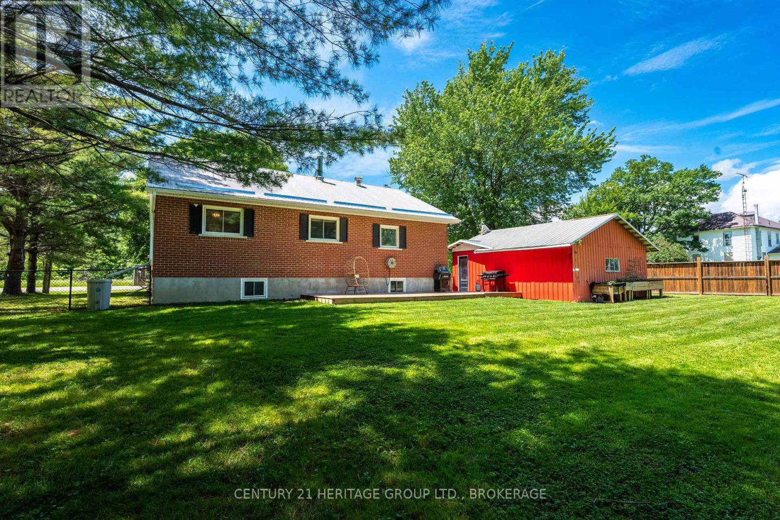 471 Lyndhurst Road, Leeds And The Thousand Islands, Ontario K0E 1N0 - Photo 7 - X13545916