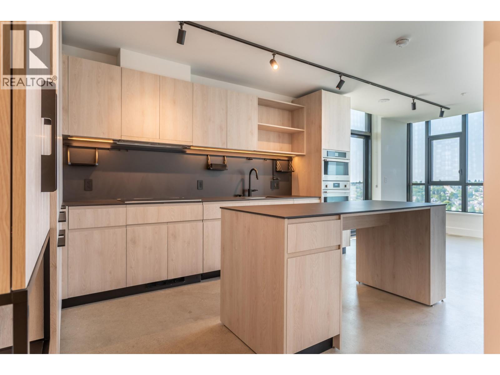 1302 3996 Dumfries Street, Vancouver, British Columbia  V5N 0J1 - Photo 2 - R3144557