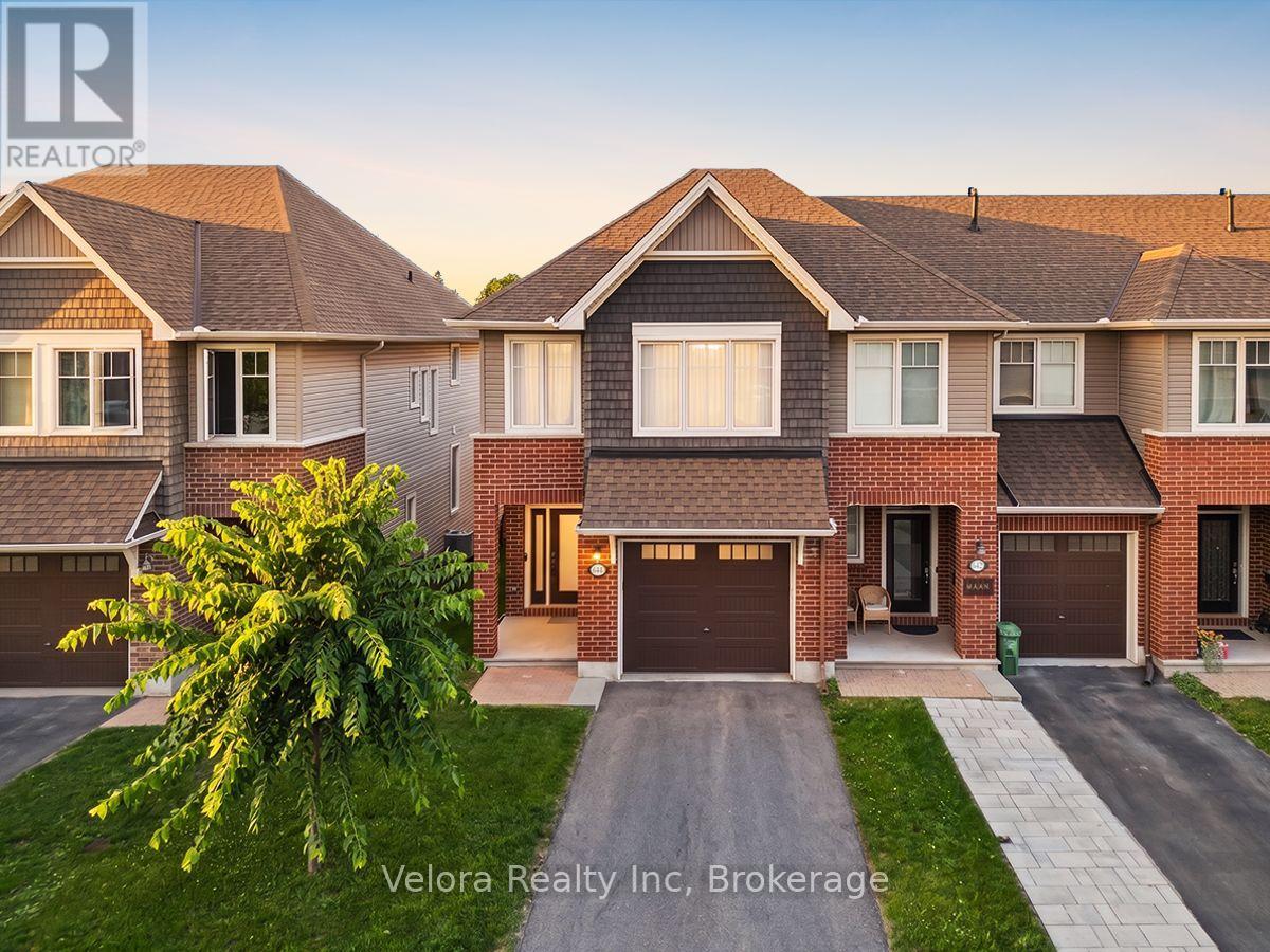 644 Vivera Place, Ottawa, Ontario  K2S 2N1 - Photo 2 - X13545932