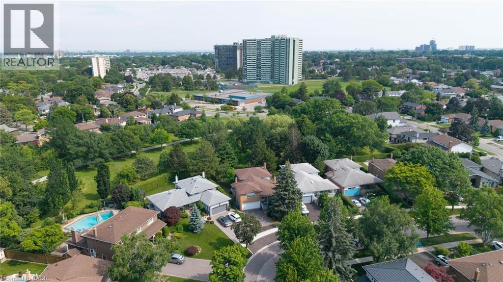 3577 Bluestream Crescent, Mississauga, Ontario  L4Y 3S5 - Photo 45 - 40846710