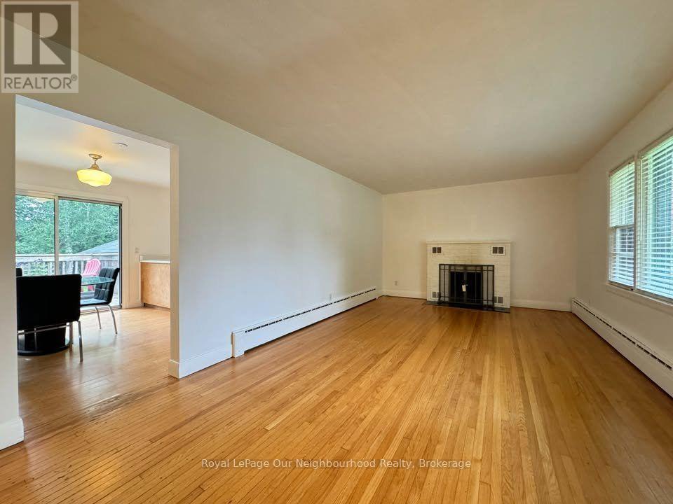 Main - 73 Eugenia Street, Barrie, Ontario  L4M 1P9 - Photo 7 - S13546020