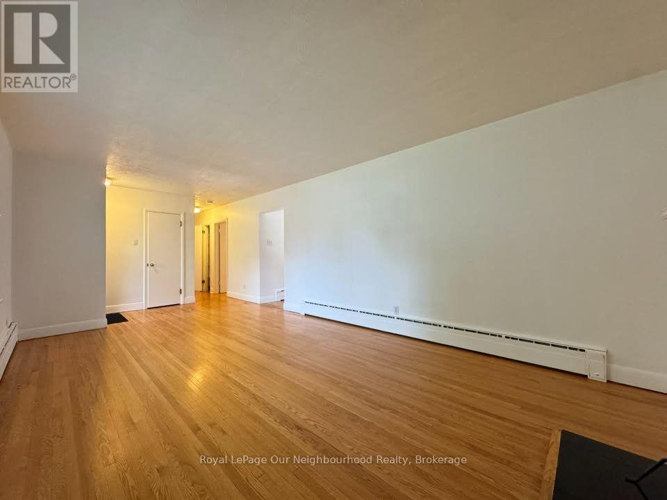 Main - 73 Eugenia Street, Barrie, Ontario  L4M 1P9 - Photo 8 - S13546020