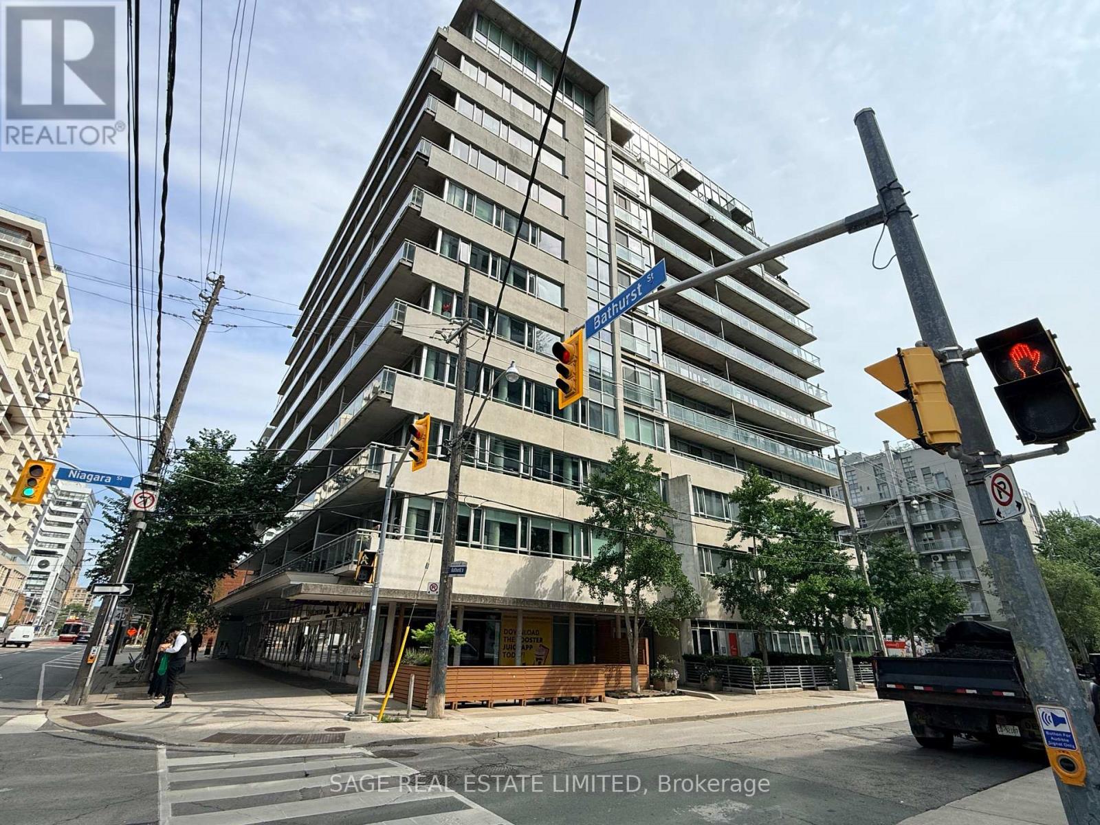 605 - 38 Niagara Street, Toronto, Ontario  M5V 3X1 - Photo 1 - C13545866
