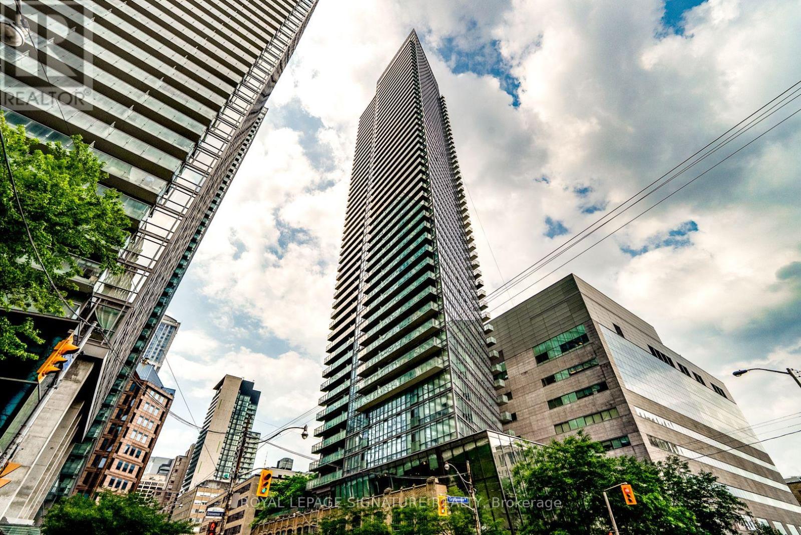 2501 - 832 Bay Street, Toronto, Ontario  M5S 1Z6 - Photo 13 - C13545904