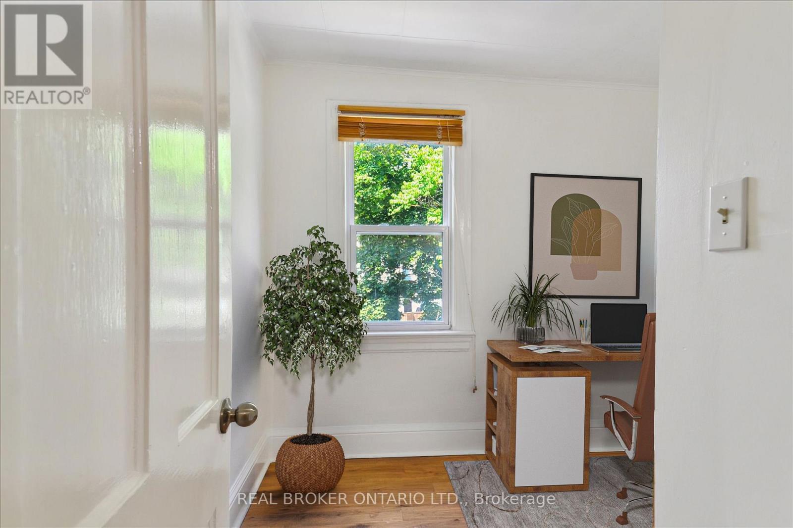 162 Jones Avenue, Toronto, Ontario M4M 3A3 - Photo 30 - E13546018