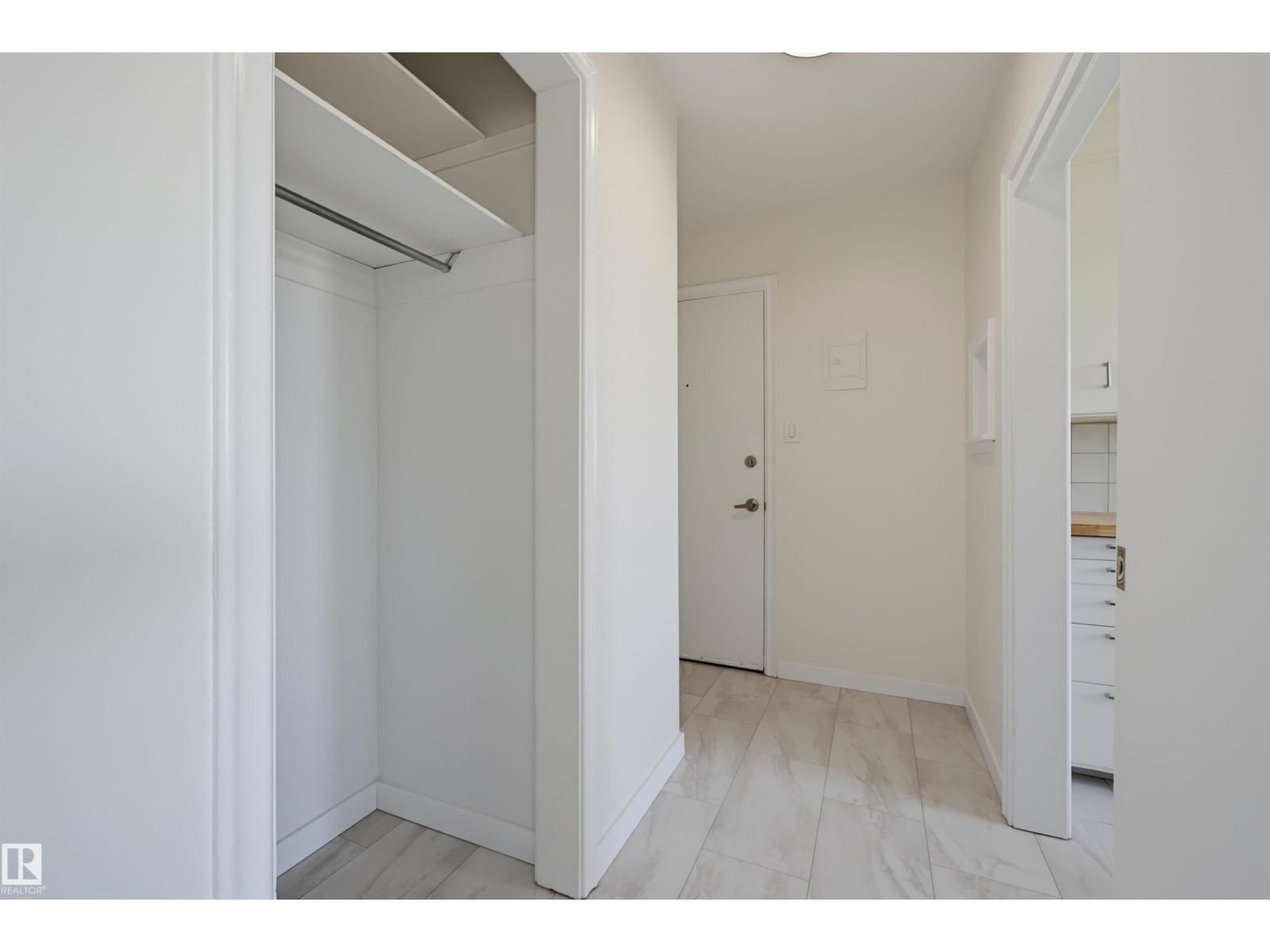 #7 7307 118 St NW, Edmonton, Alberta  T5G 1S5 - Photo 12 - E4498000
