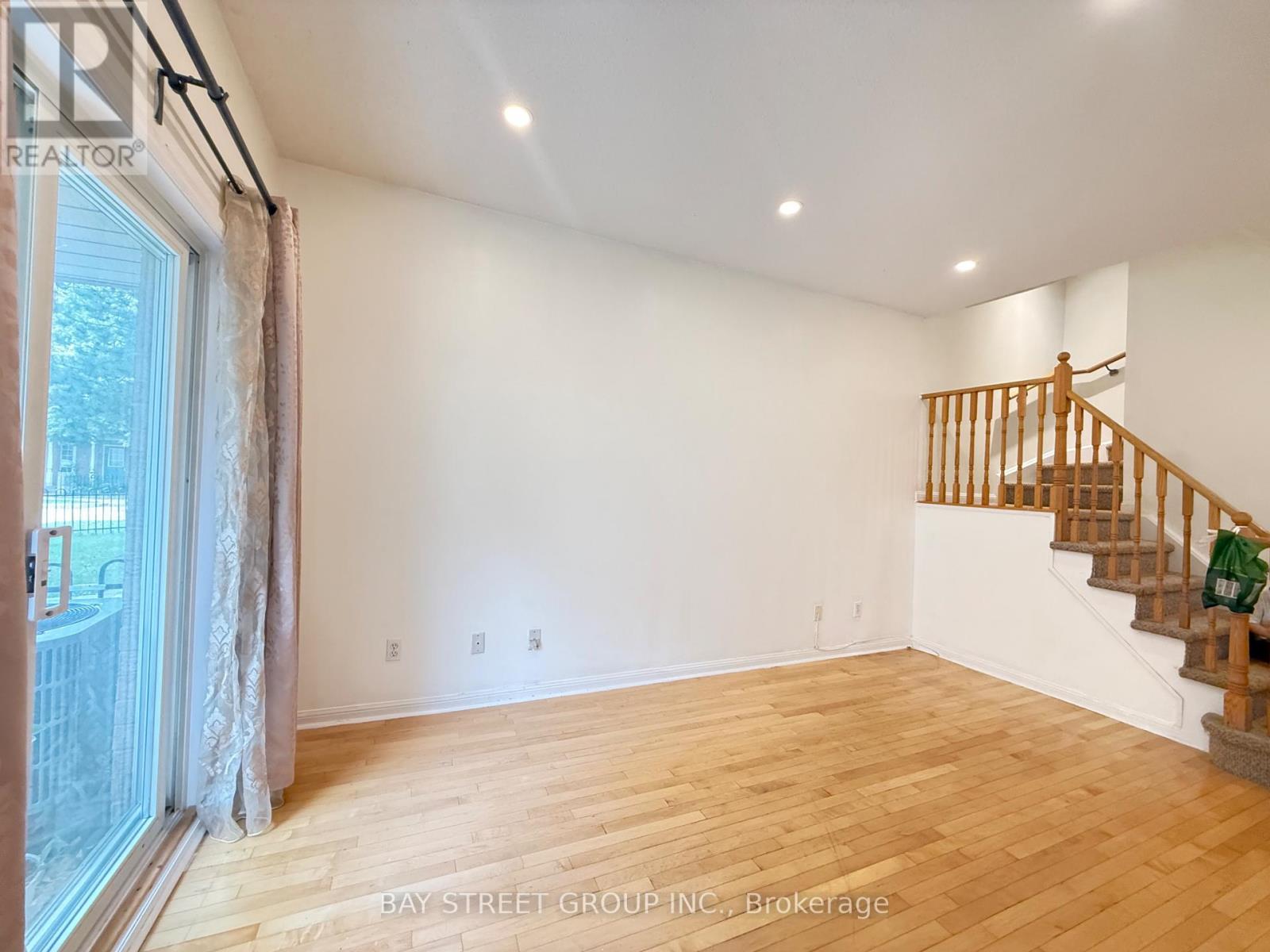 16 - 20 St Moritz Way, Markham, Ontario L3R 4G4 - Photo 2 - N13545908