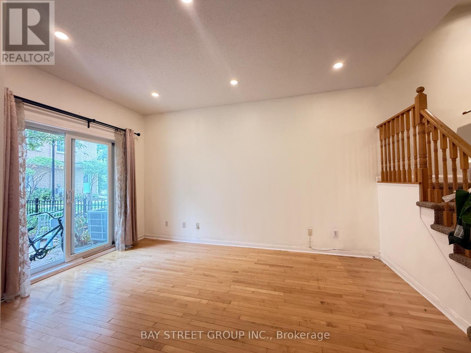 16 - 20 St Moritz Way, Markham, Ontario L3R 4G4 - Photo 3 - N13545908