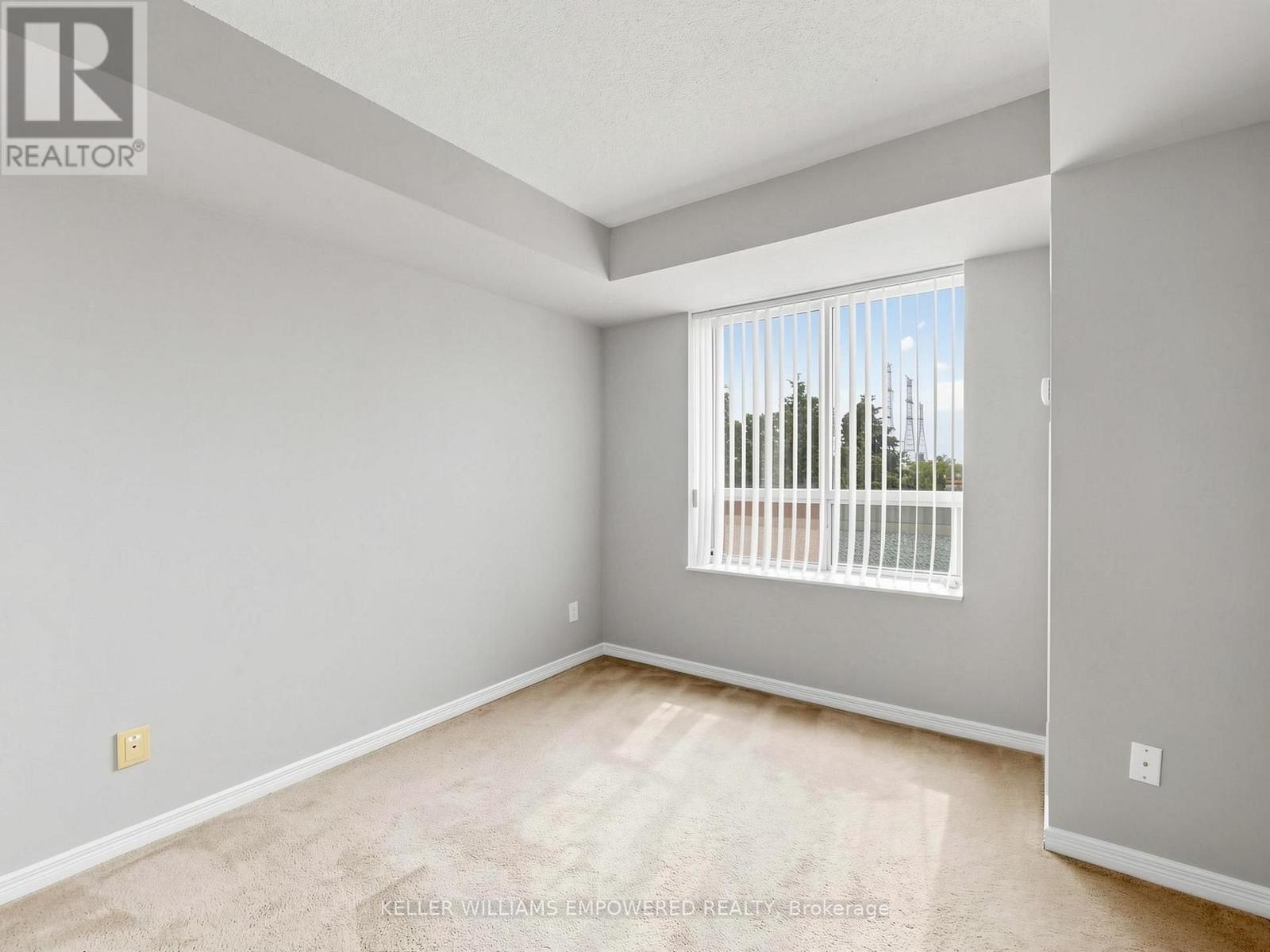 211 - 11 Oneida Crescent, Richmond Hill, Ontario  L4B 0A1 - Photo 17 - N13545922
