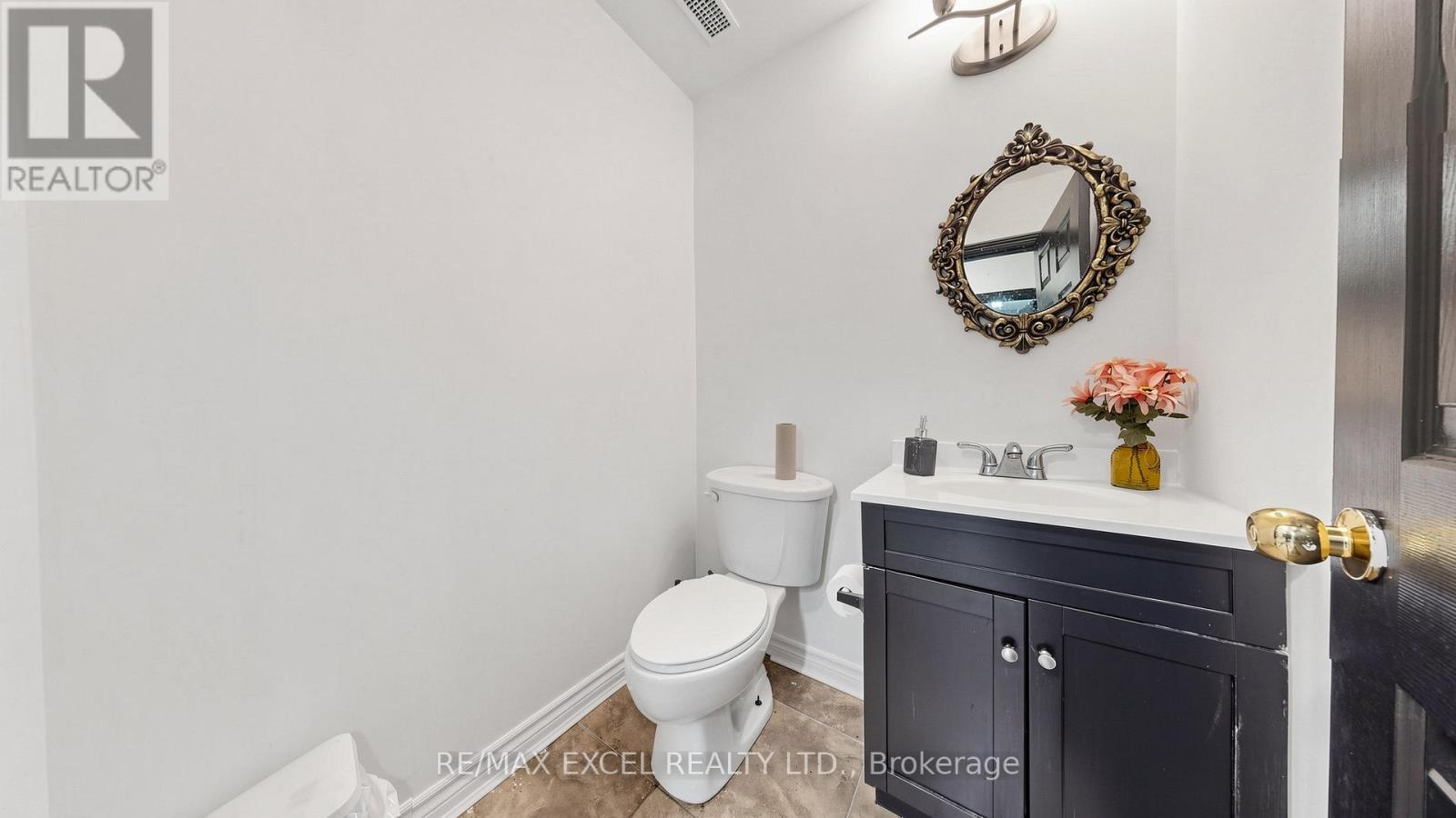 8 - 559 Steven Court, Newmarket, Ontario L3Y 6Z3 - Photo 19 - N13546042