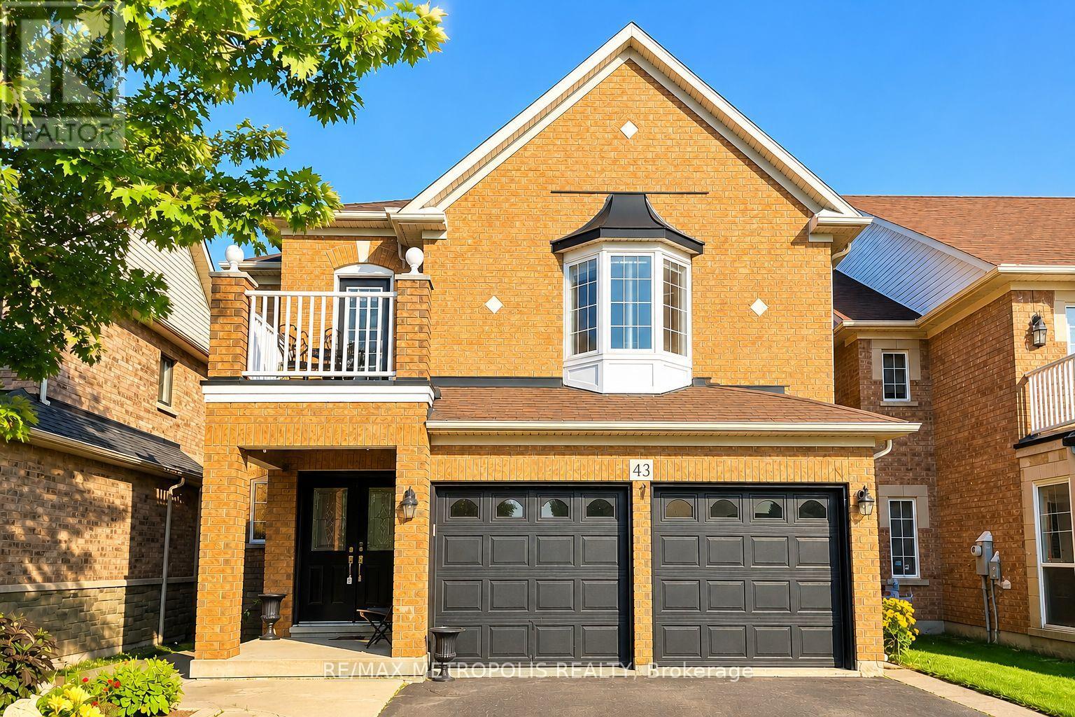 43 EL CAMINO WAY, Brampton (Fletcher's Meadow)