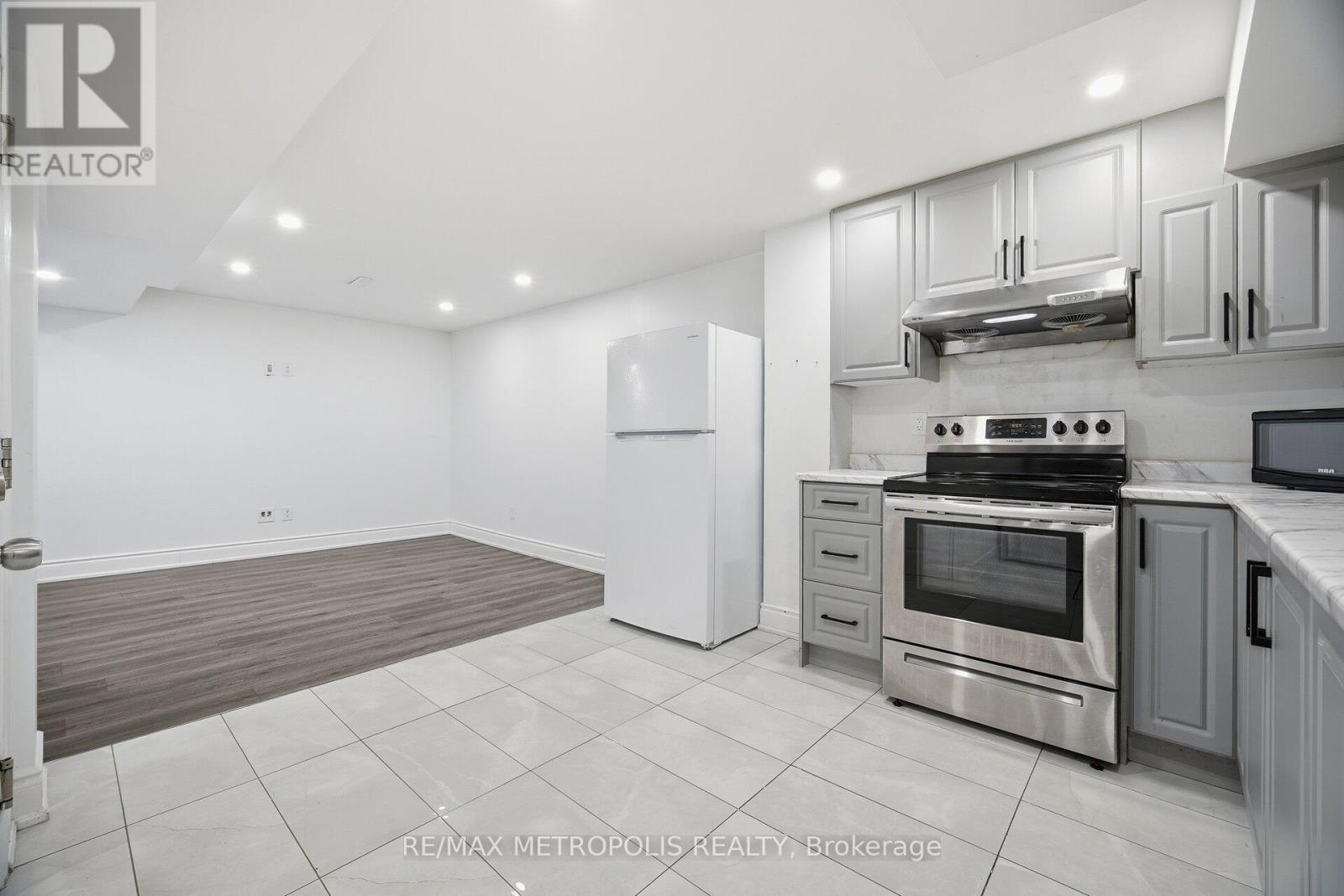 43 El Camino Way, Brampton, Ontario  L7A 3C4 - Photo 36 - W13545864