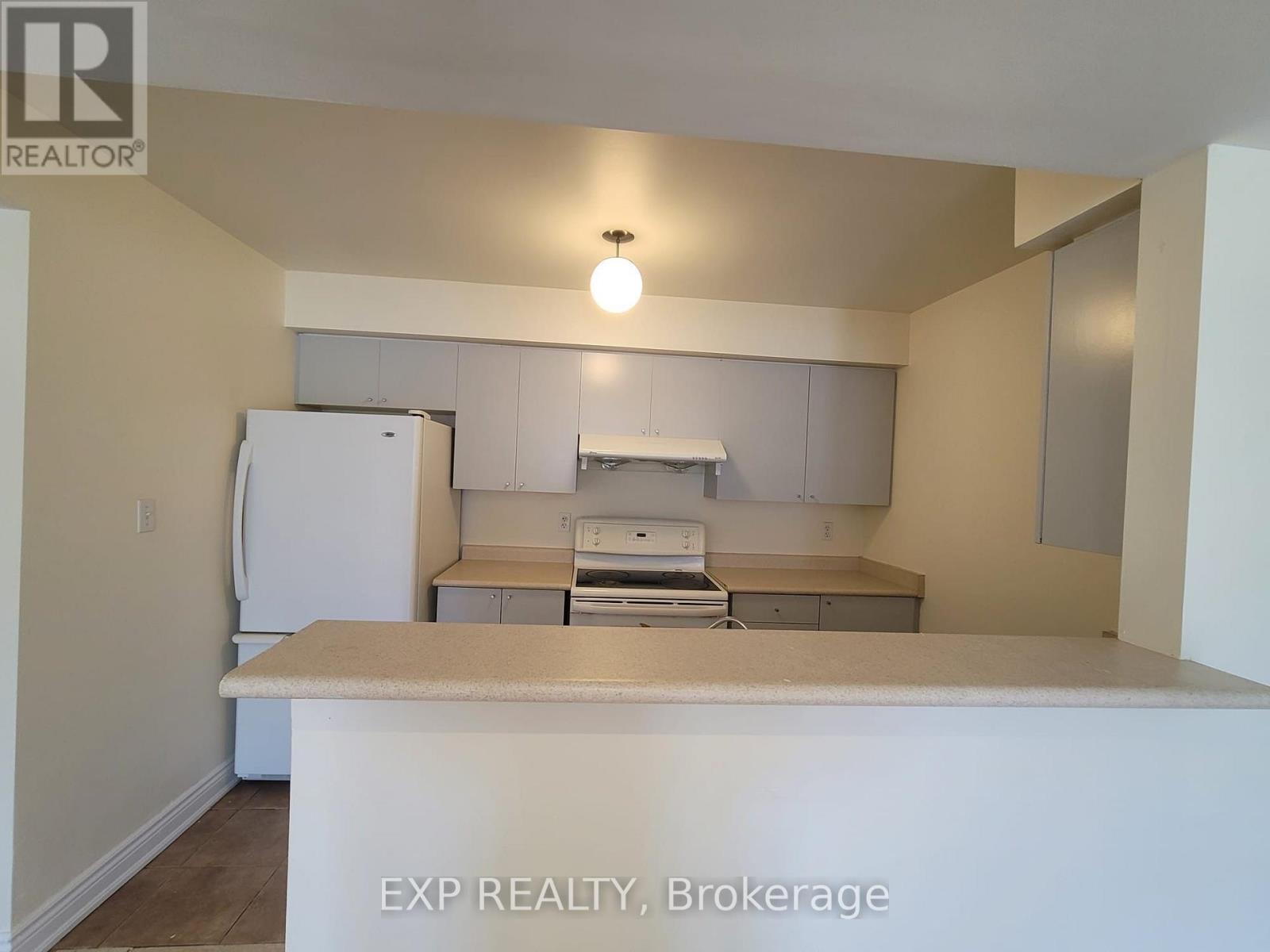 51 - 4620 Guildwood Way, Mississauga, Ontario L5R 4H5 - Photo 2 - W13545996