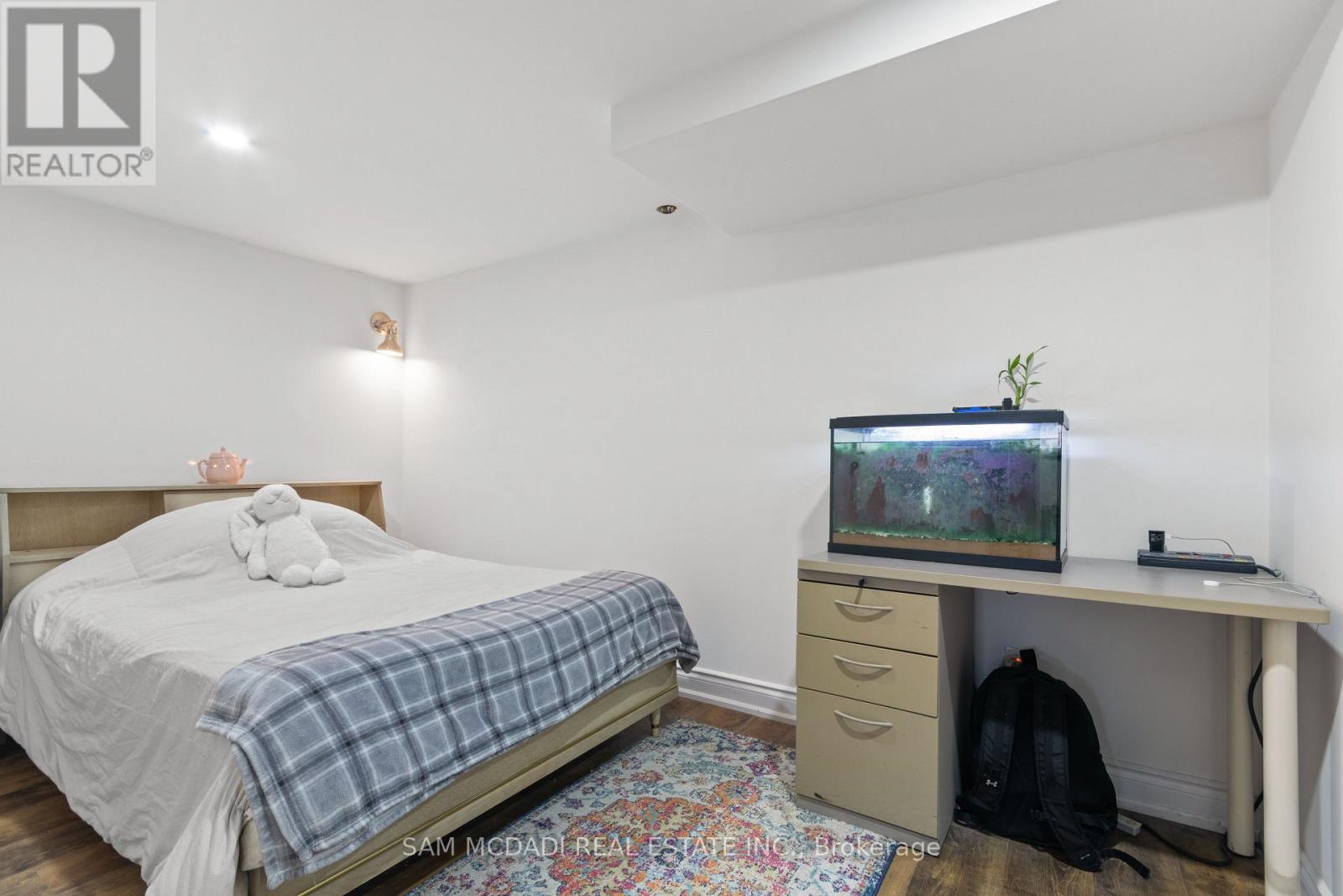 85 Yorkleigh Avenue, Toronto, Ontario  M9P 1Y3 - Photo 32 - W13546004