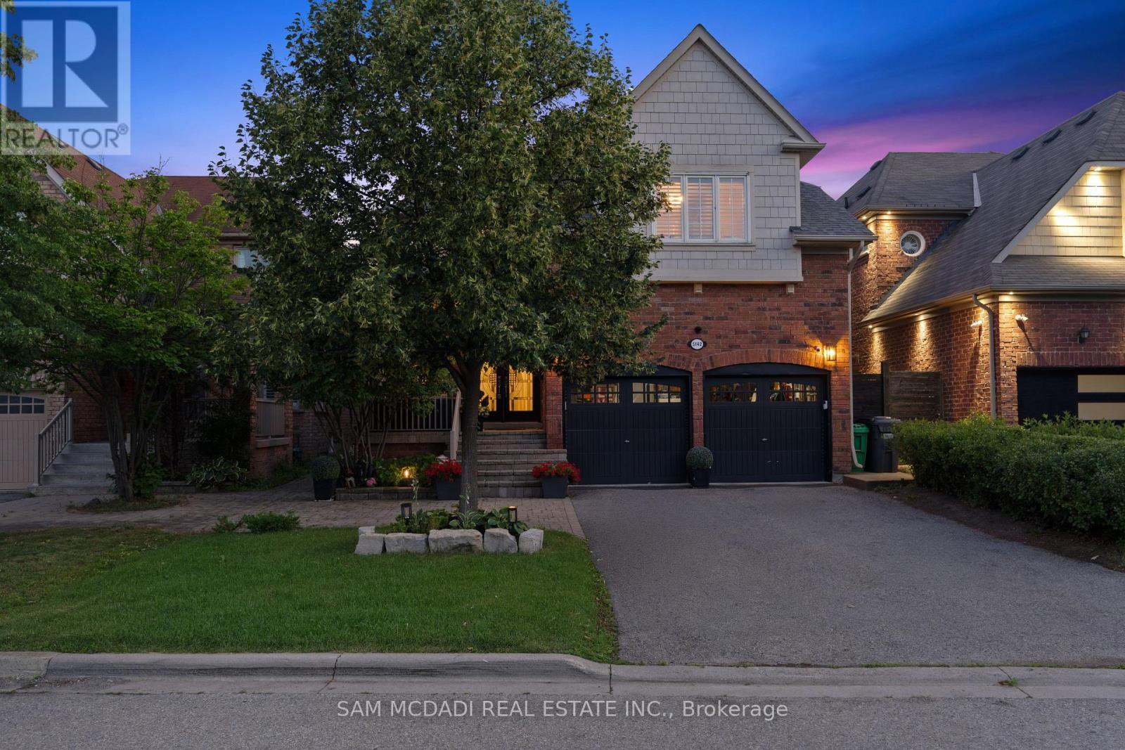 5142 Ancient Stone Avenue, Mississauga, Ontario  L5M 8A9 - Photo 2 - W13025850
