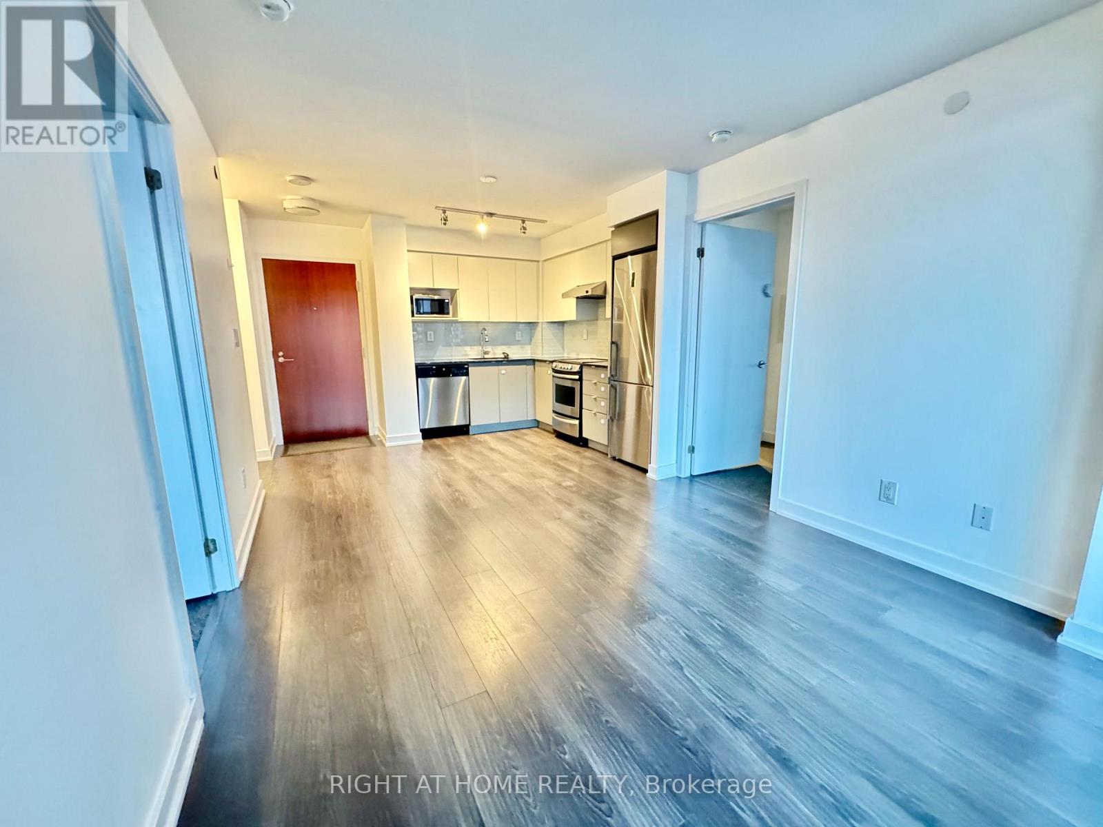 1022 - 160 Flemington Road, Toronto, Ontario  M6A 0A9 - Photo 5 - W13536088