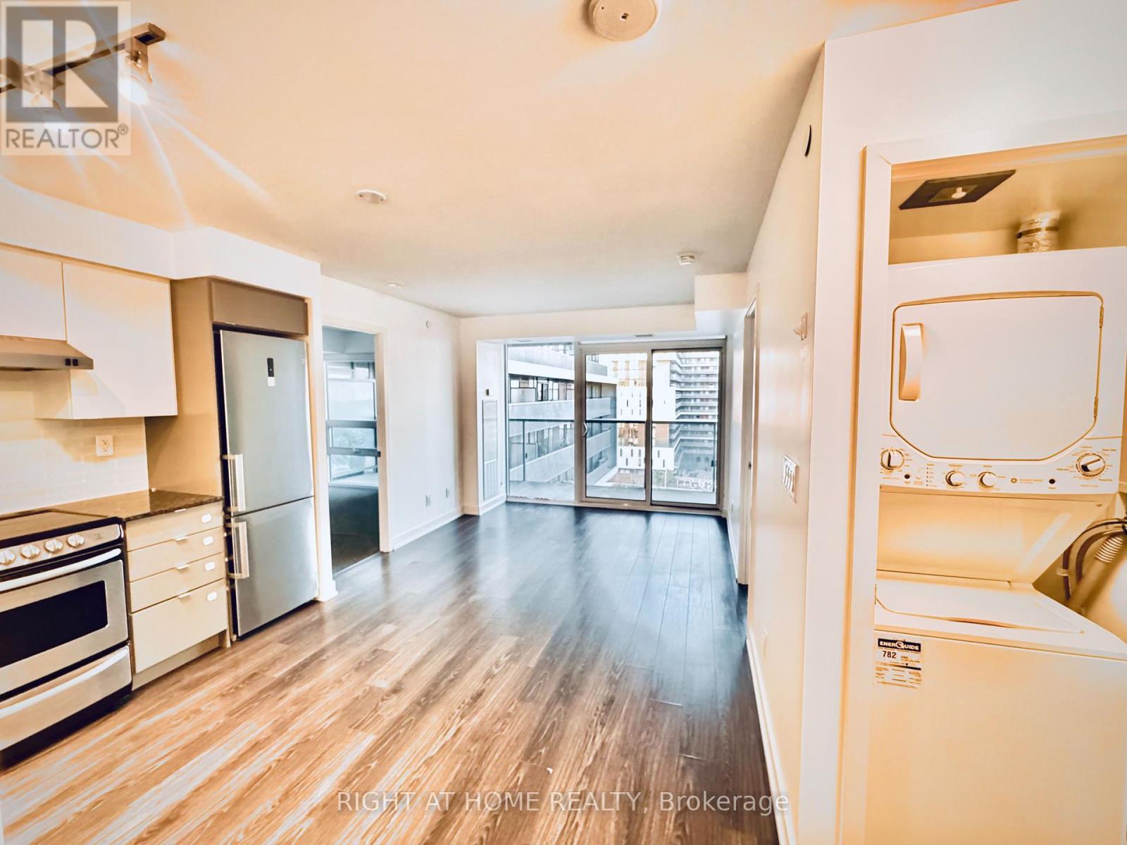 1022 - 160 Flemington Road, Toronto, Ontario  M6A 0A9 - Photo 3 - W13536088