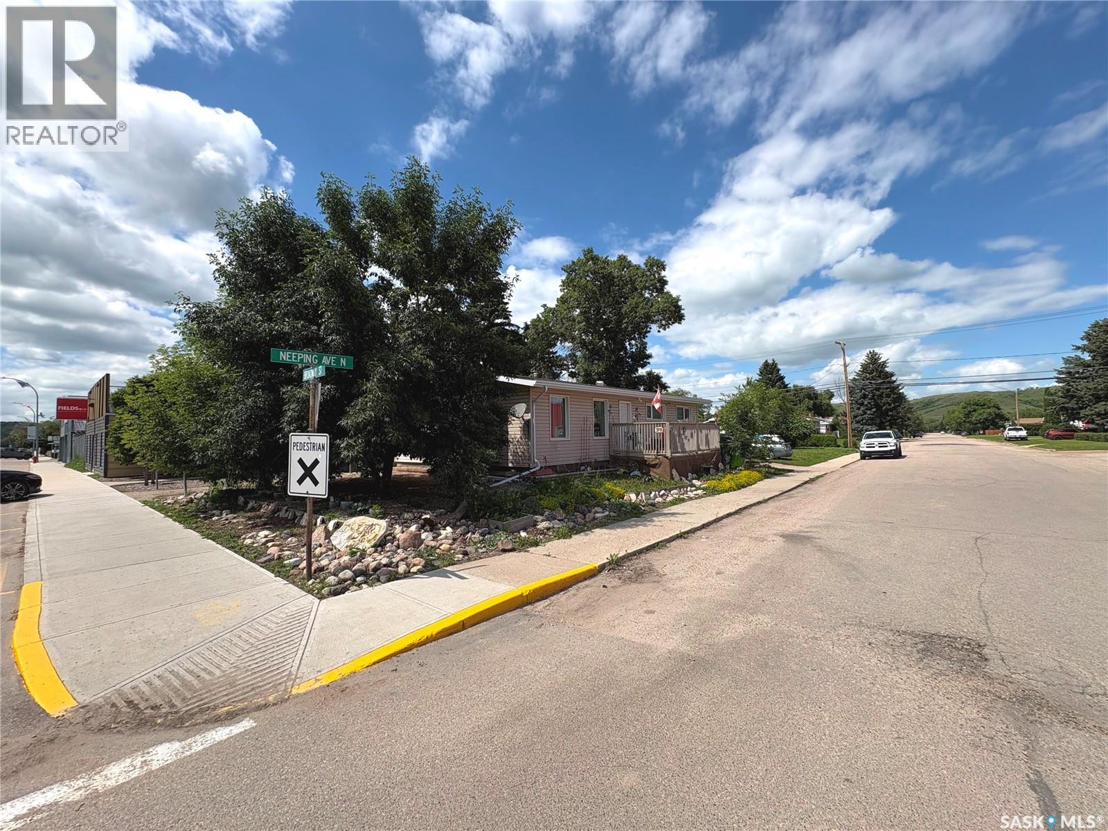 398 Broadway Street E, Fort Qu'appelle, Saskatchewan  S0G 1S0 - Photo 15 - SK042133