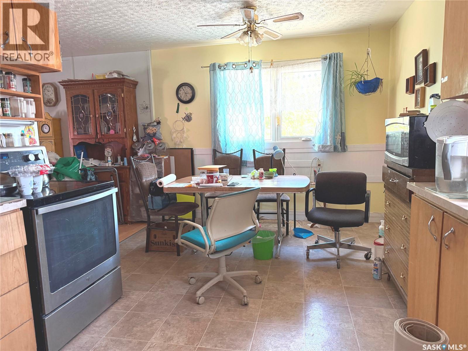 398 Broadway Street E, Fort Qu'appelle, Saskatchewan  S0G 1S0 - Photo 4 - SK042133