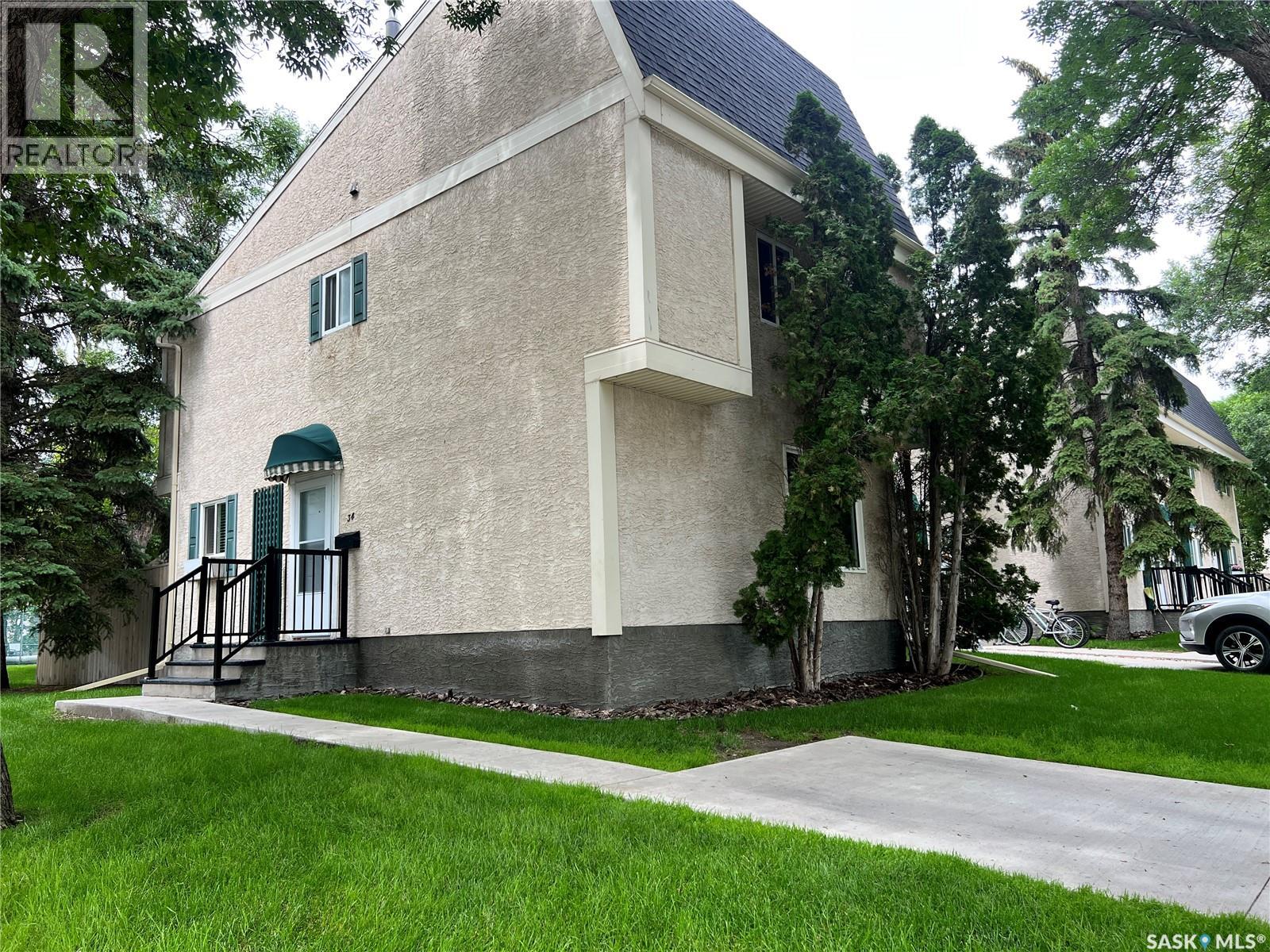 34 Killarney Way, Regina, Saskatchewan  S4S 6X8 - Photo 2 - SK042089