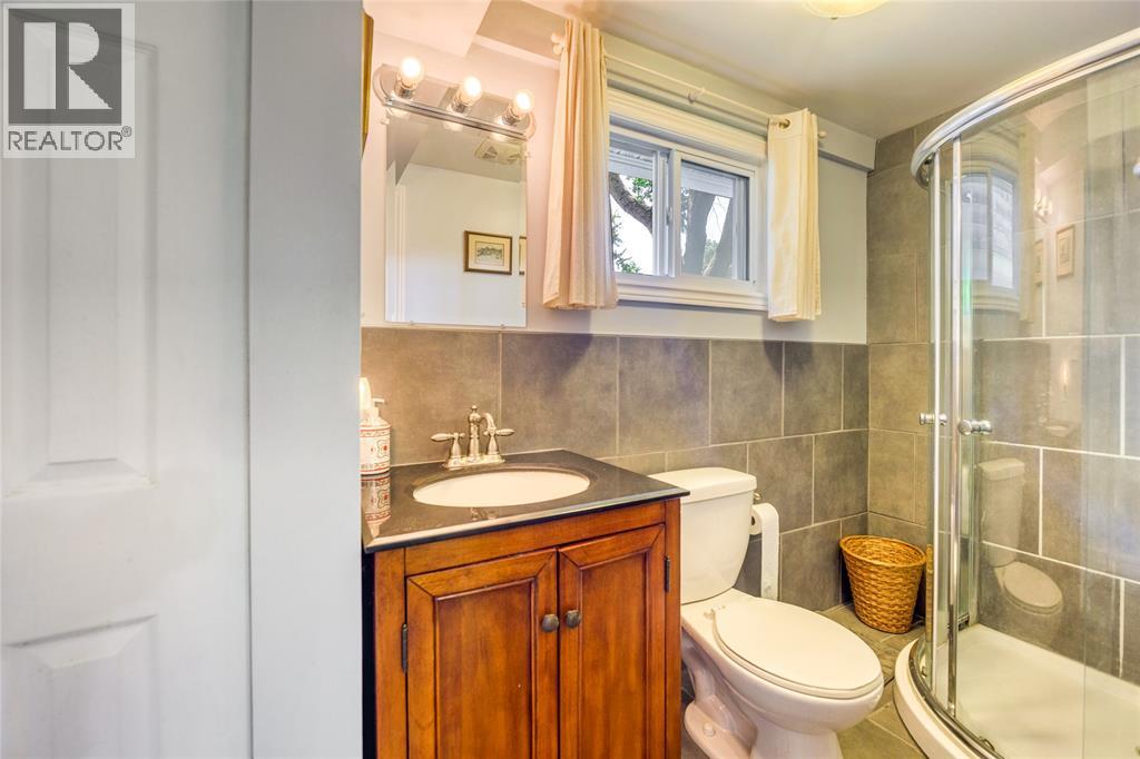2019 Bay Street, Sarnia, Ontario  N0N 1C0 - Photo 40 - 26016551