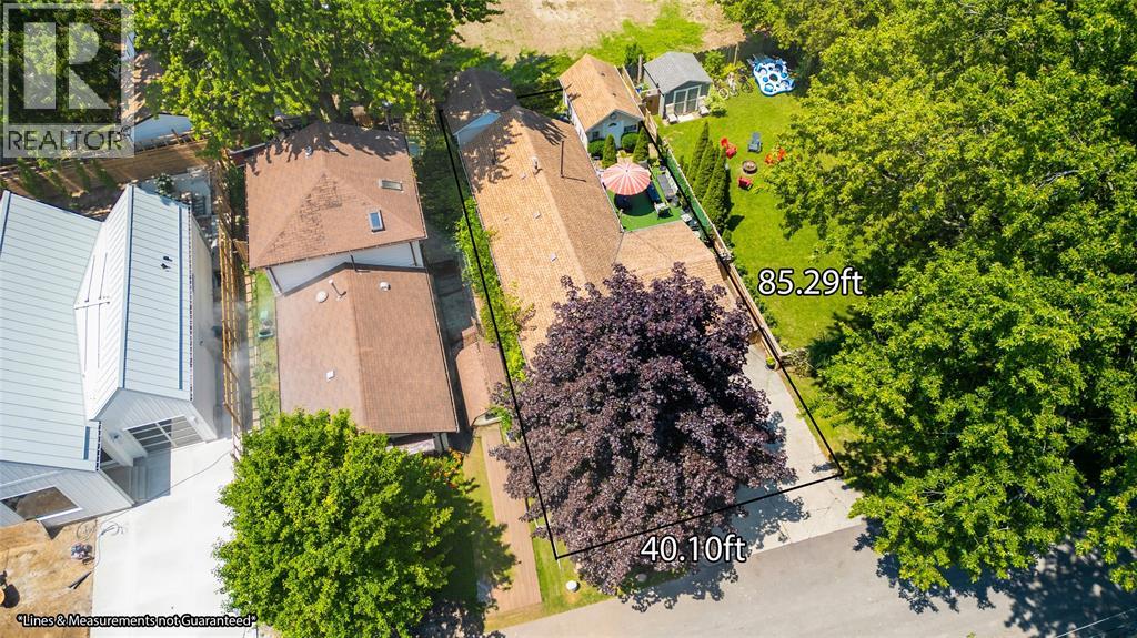 2019 Bay Street, Sarnia, Ontario  N0N 1C0 - Photo 6 - 26016551