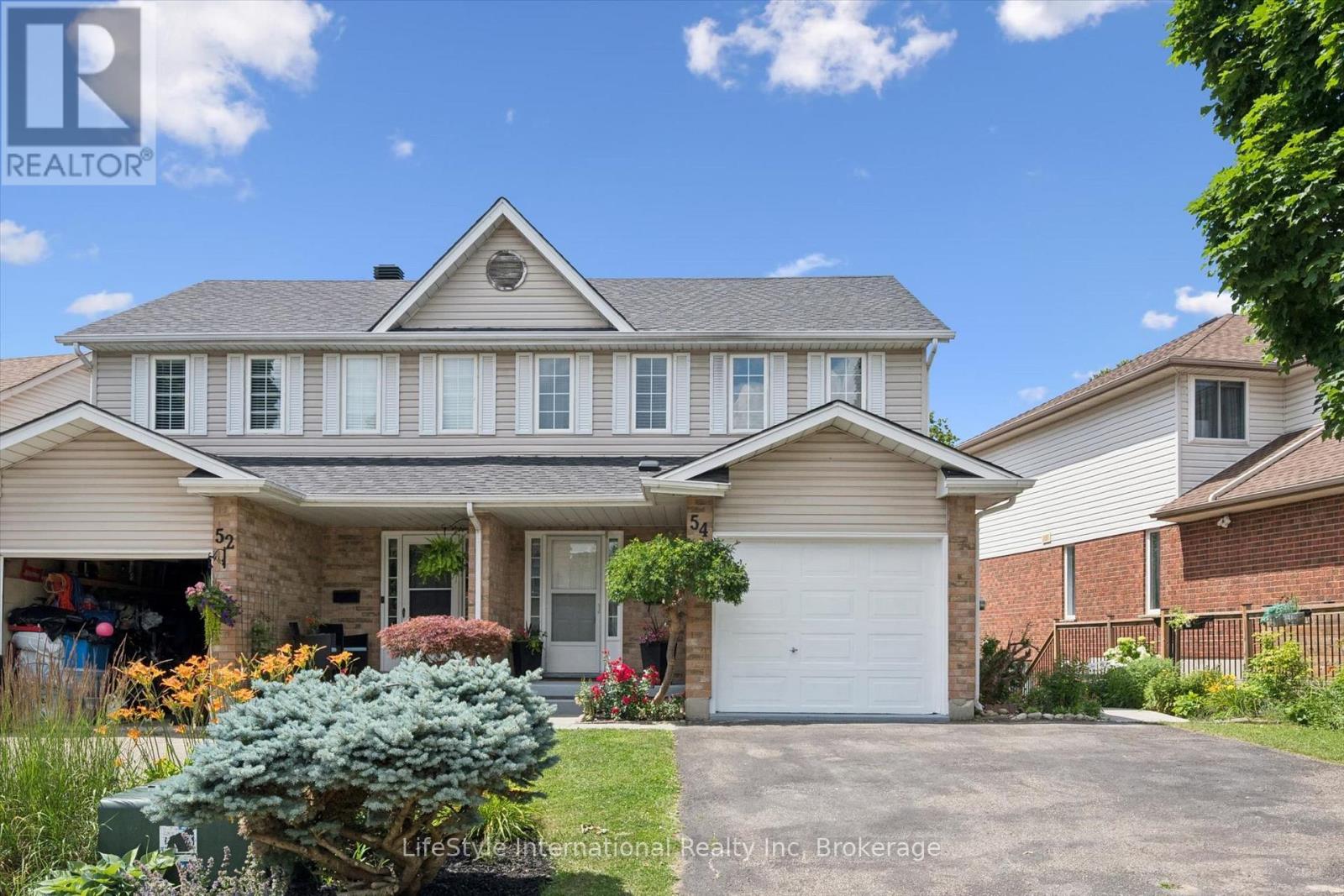 54 Chesterton Lane, Guelph, Ontario  N1E 6S8 - Photo 1 - X13546132