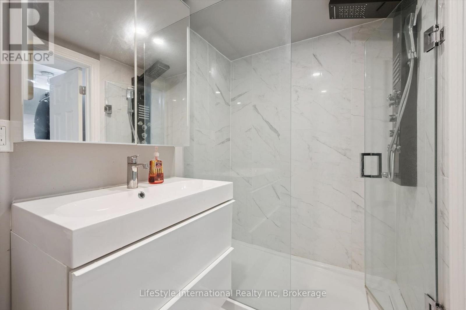 54 Chesterton Lane, Guelph, Ontario  N1E 6S8 - Photo 32 - X13546132