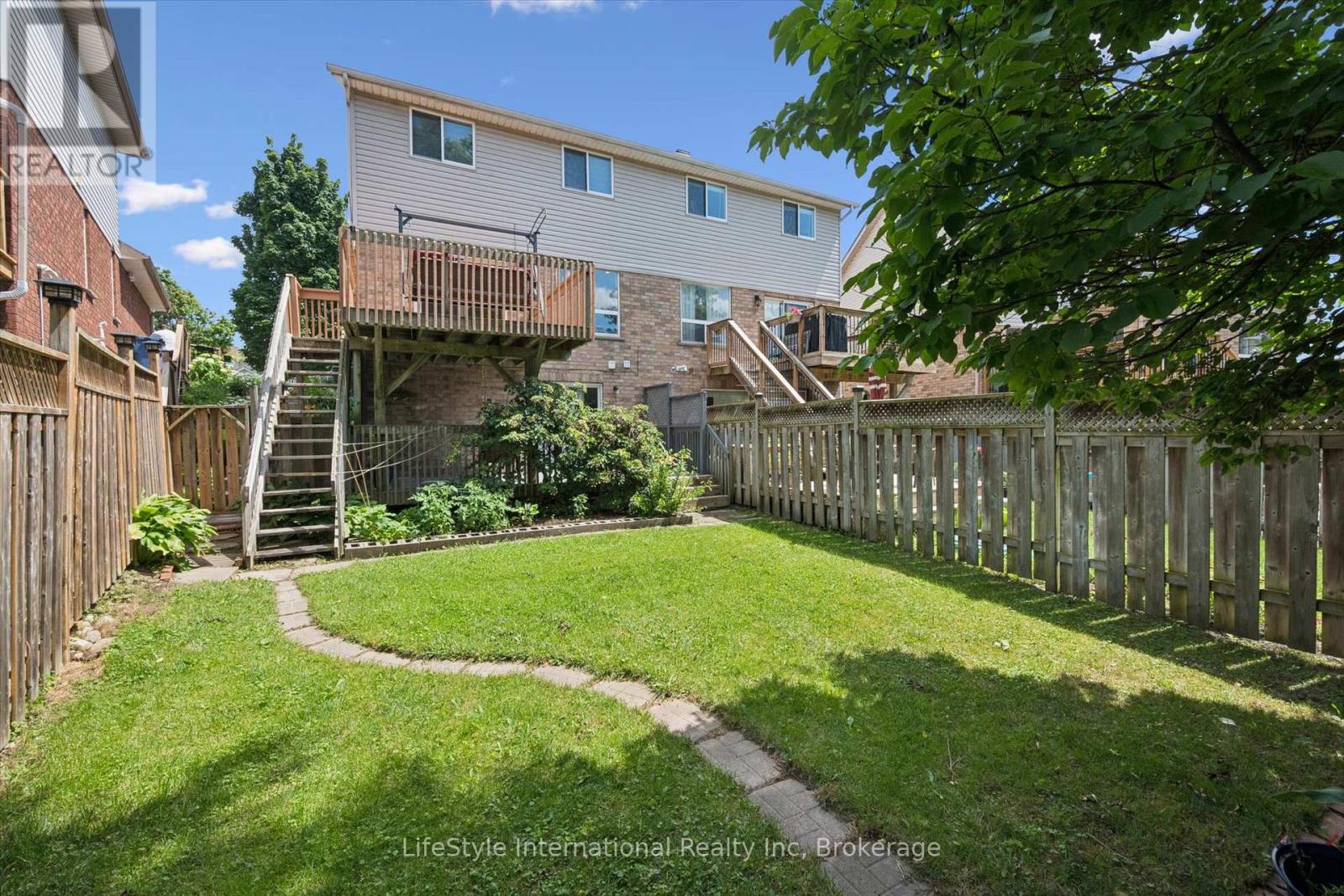 54 Chesterton Lane, Guelph, Ontario  N1E 6S8 - Photo 37 - X13546132