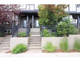 7492 May Cm NW, Edmonton, Alberta T6R 0G9 (30014328)