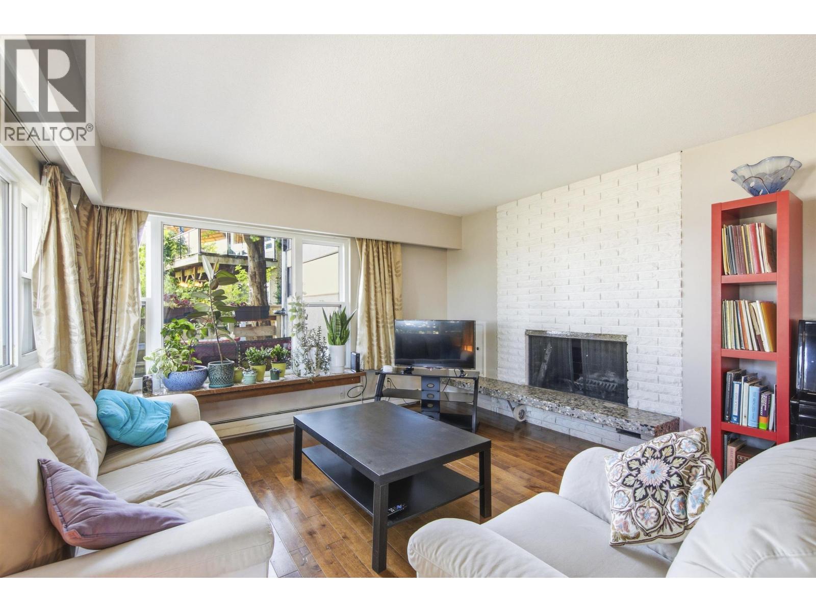 2270 Dawes Hill Road, Coquitlam, British Columbia  V3K 1N3 - Photo 3 - R3144448