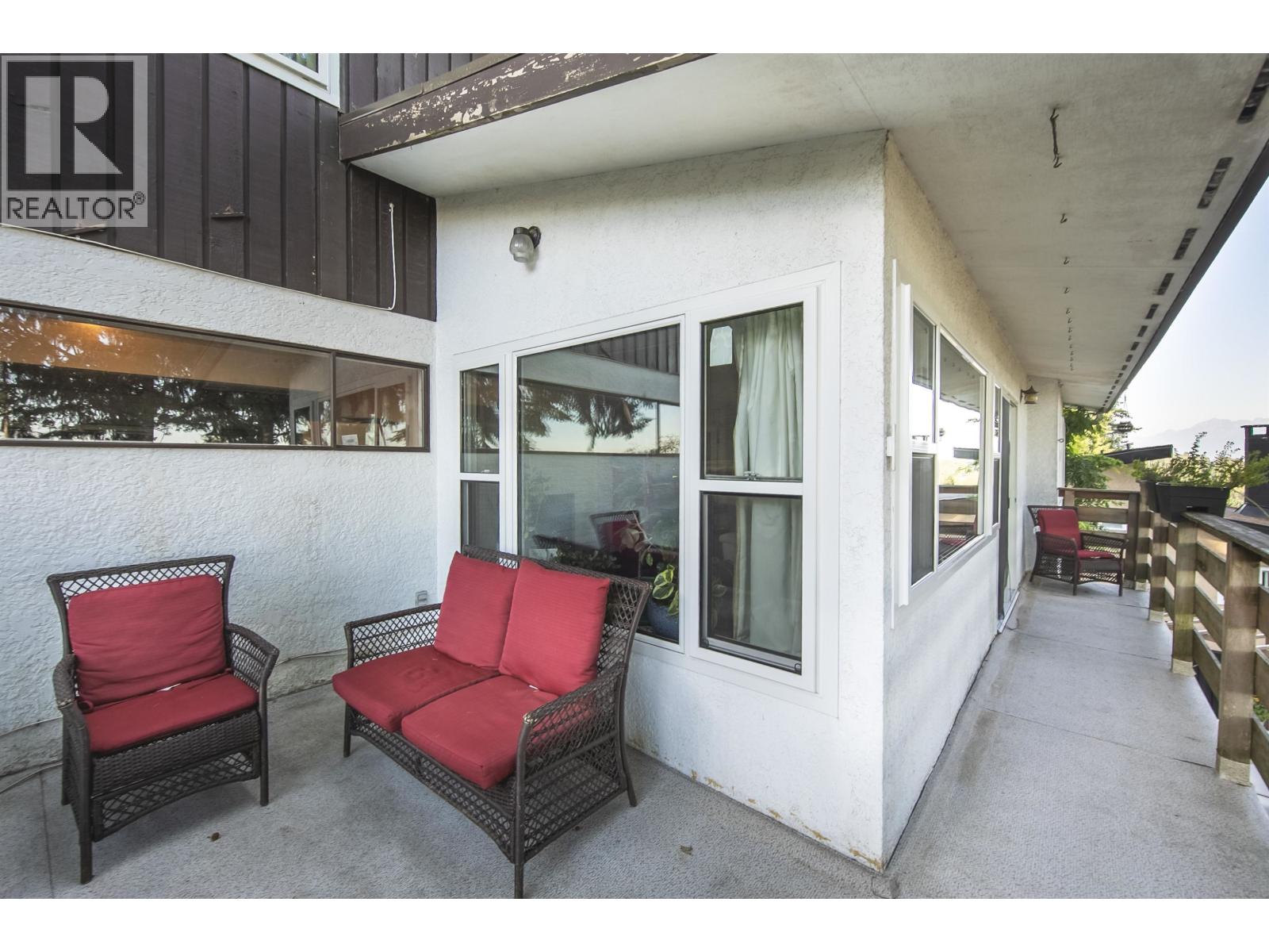 2270 Dawes Hill Road, Coquitlam, British Columbia  V3K 1N3 - Photo 6 - R3144448