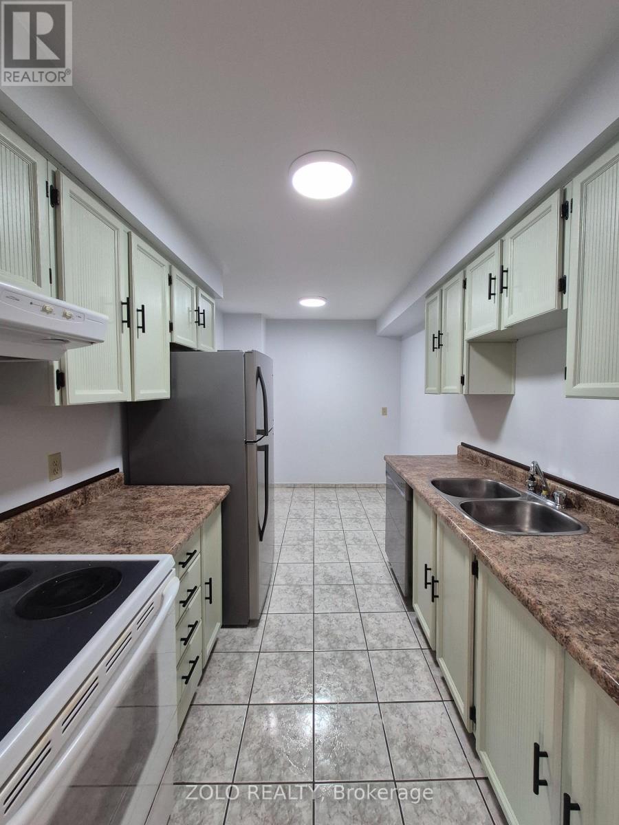 77 Colleen Street, Vaughan (Crestwood-Springfarm-Yorkhill), Ontario  L4J 5G6 - Photo 14 - N13546152