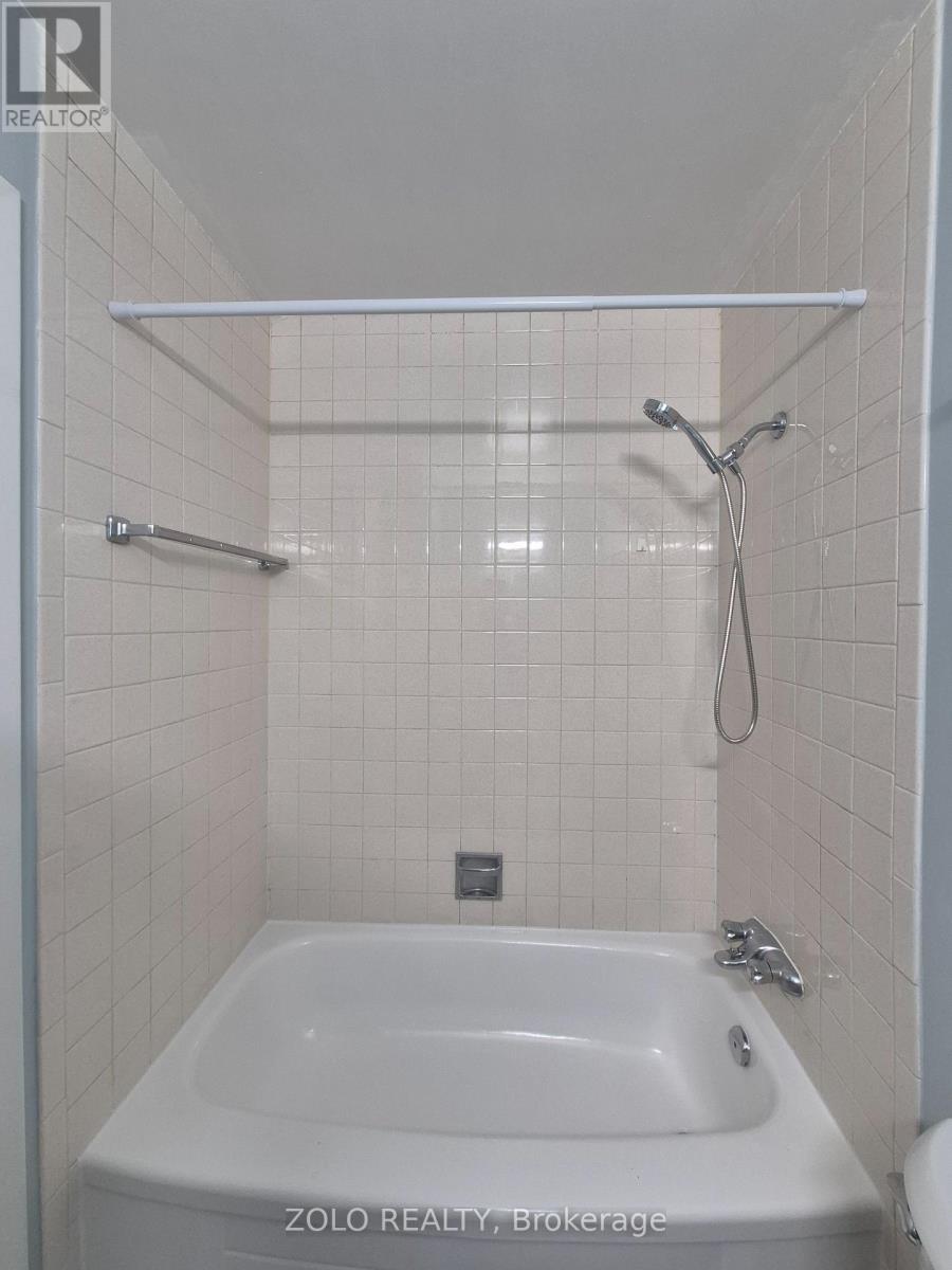 77 Colleen Street, Vaughan (Crestwood-Springfarm-Yorkhill), Ontario  L4J 5G6 - Photo 25 - N13546152