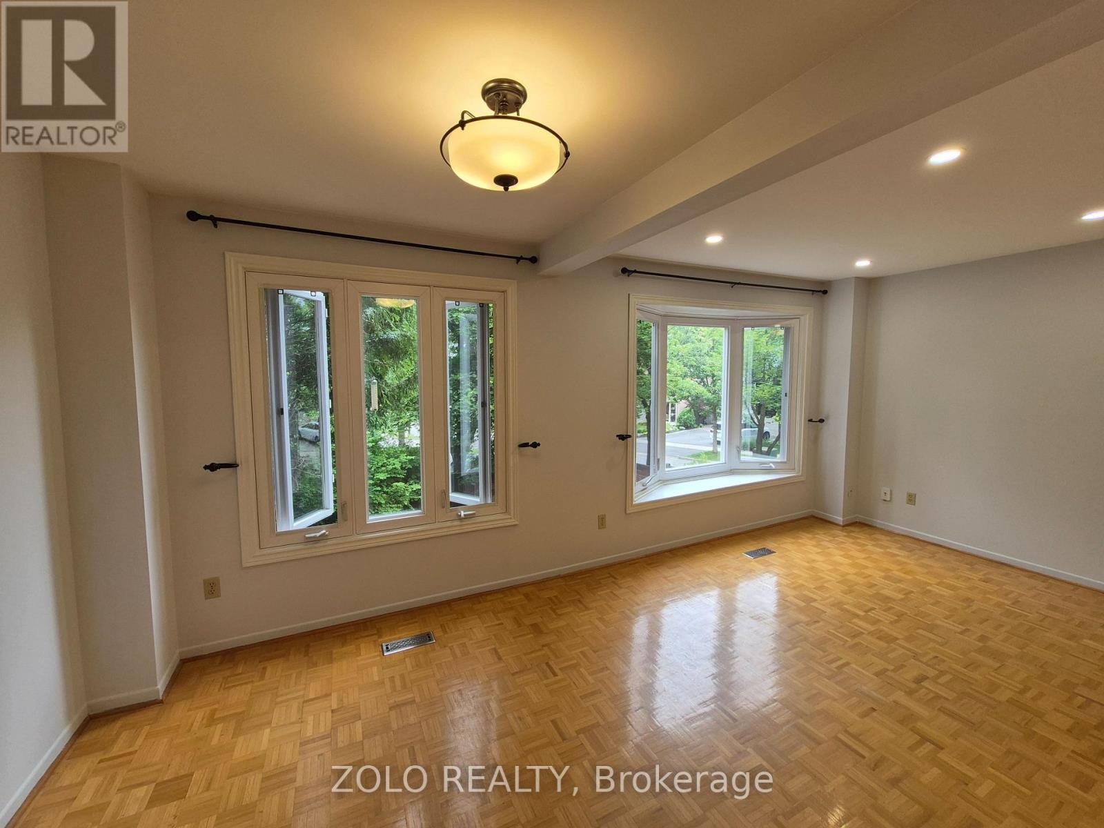 77 Colleen Street, Vaughan (Crestwood-Springfarm-Yorkhill), Ontario  L4J 5G6 - Photo 7 - N13546152