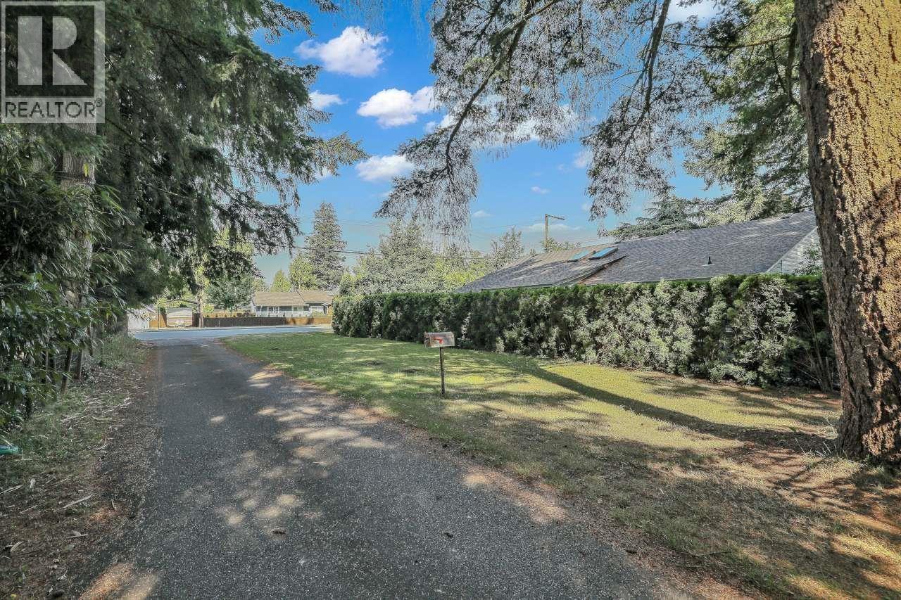 11428 207 Street, Maple Ridge, British Columbia  V2X 1W8 - Photo 2 - R3144552