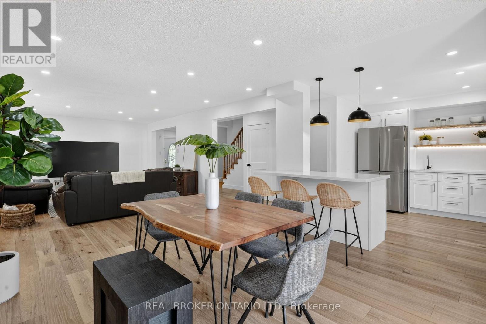 1491 Evenside Crescent, Mississauga, Ontario L5M 3Y3 - Photo 11 - W13546144
